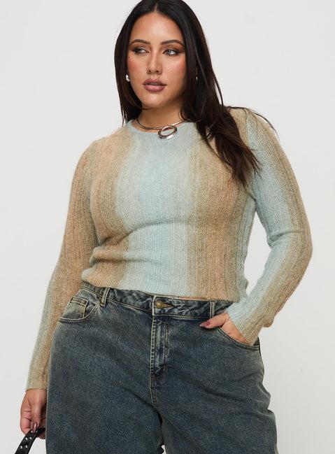 Cardenas Long Sleeve Top Green Curve Product Image