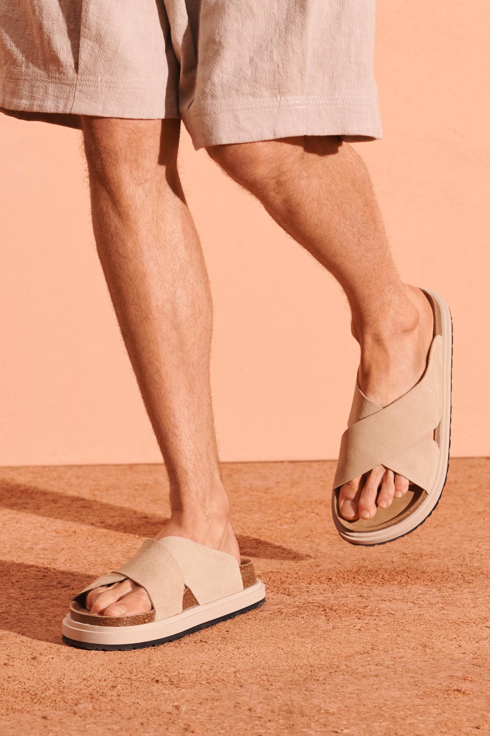 LTHR SNDLS Product Image