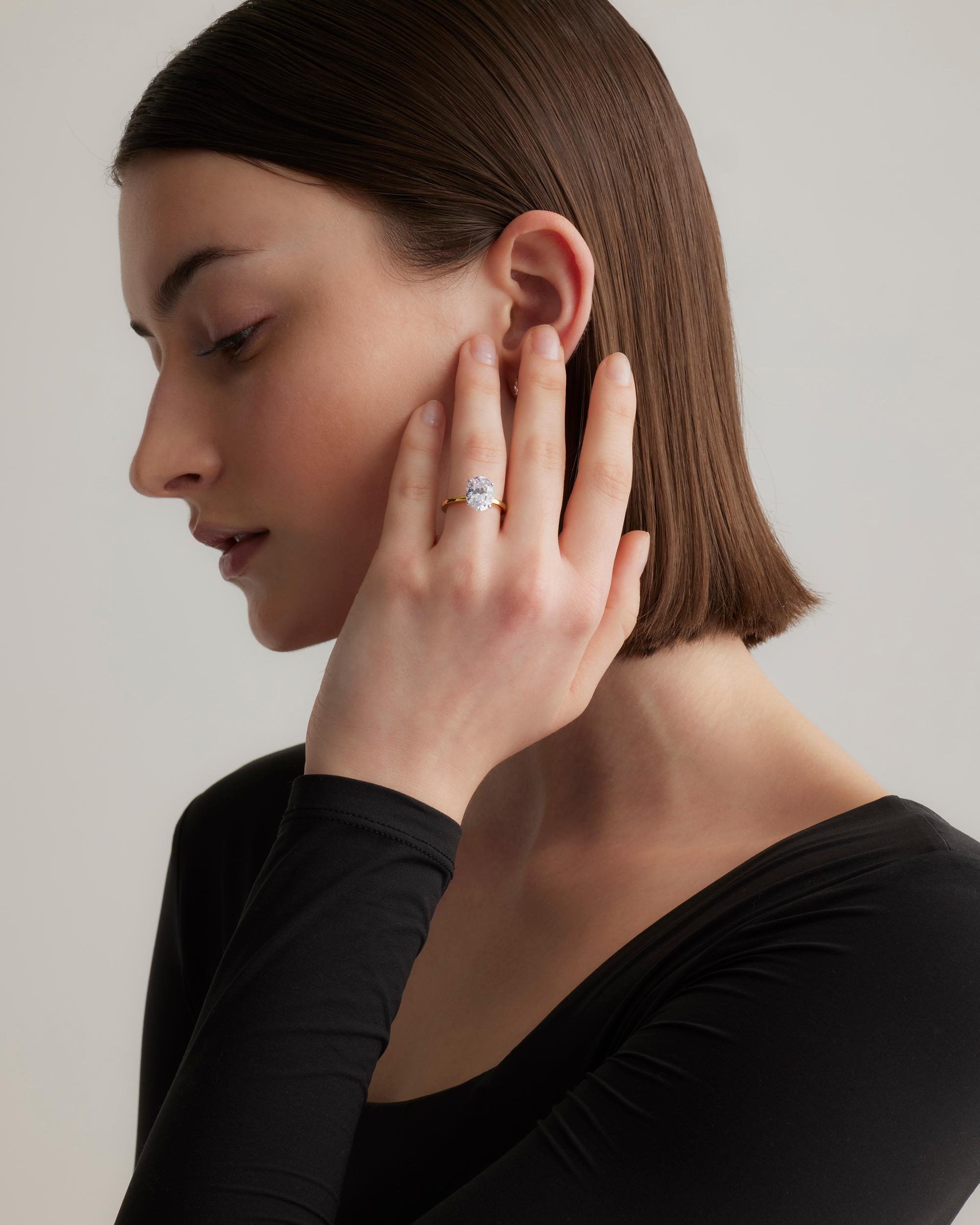 Quince | Women's Lab Grown Diamond Oval Comfort Fit Engagement Ring Product Image