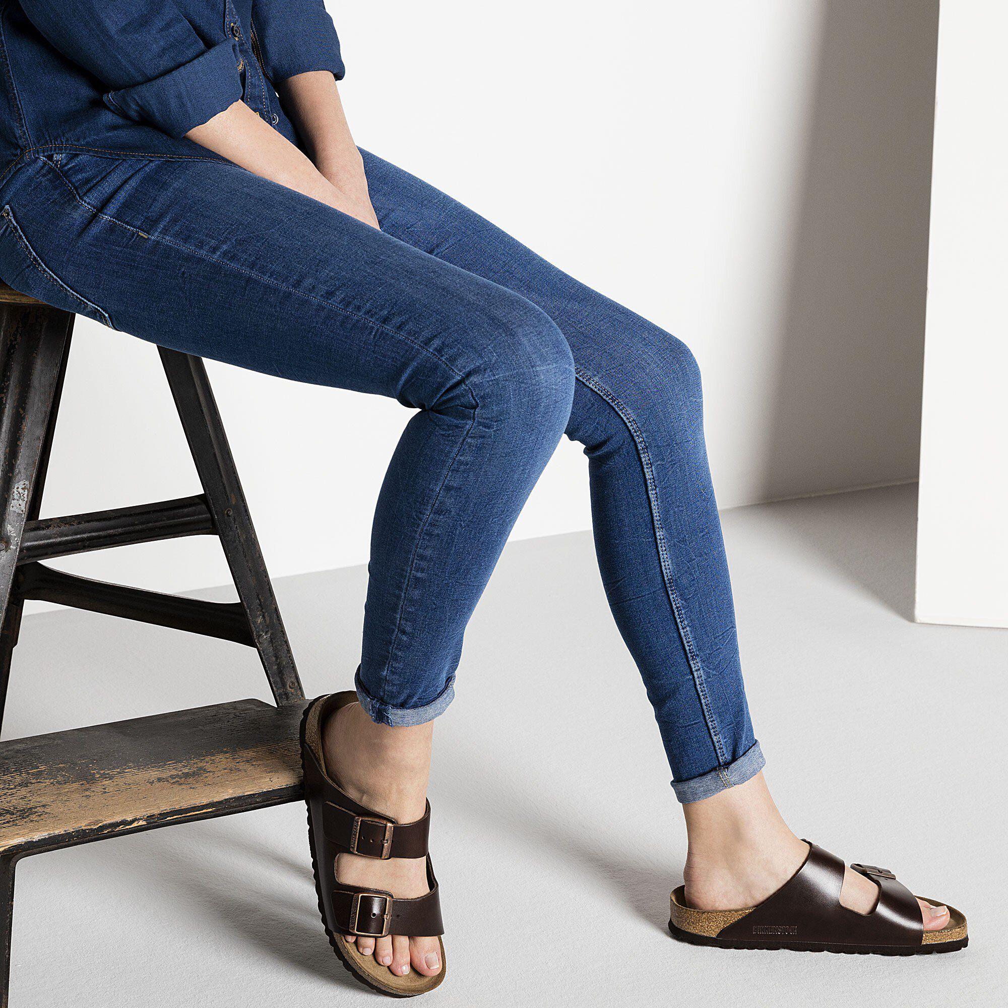 Arizona Soft Footbed Waxy Leather Product Image