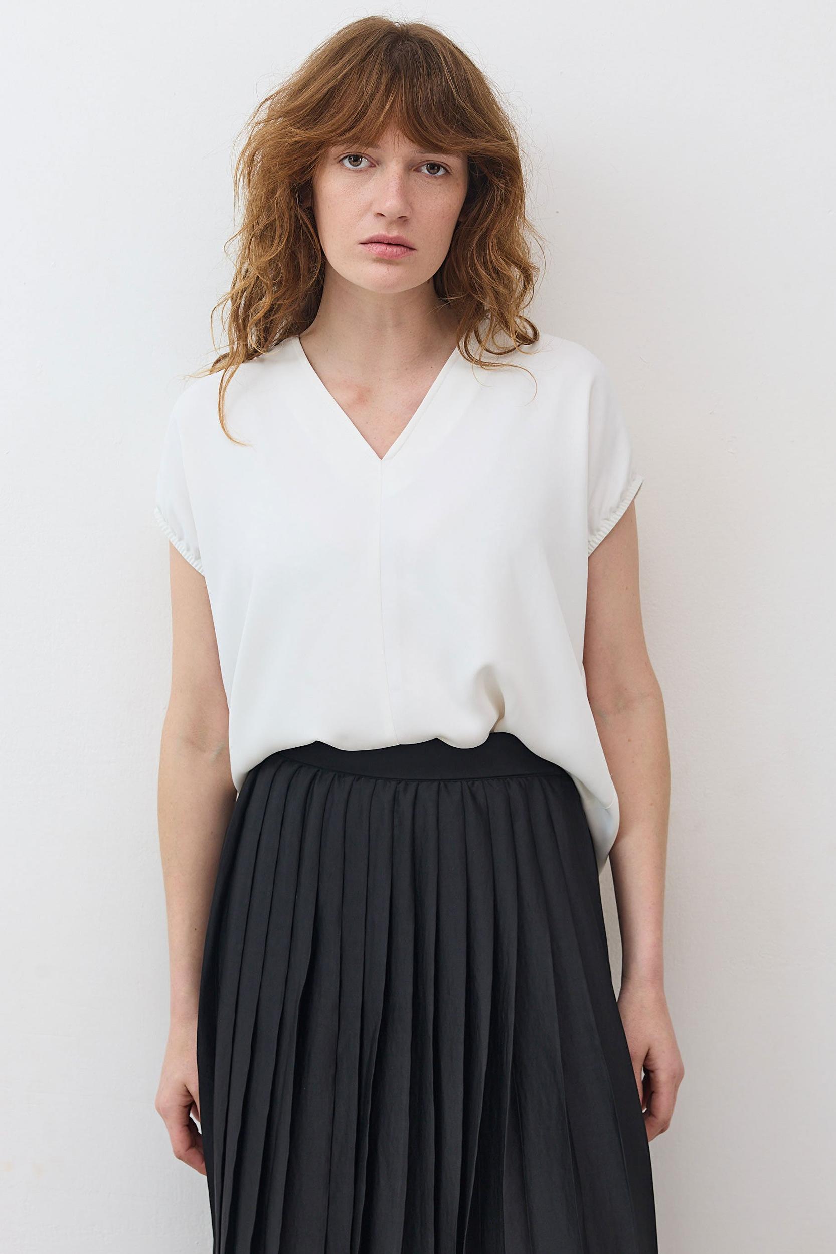 The Nuanced V-Neck Top Product Image