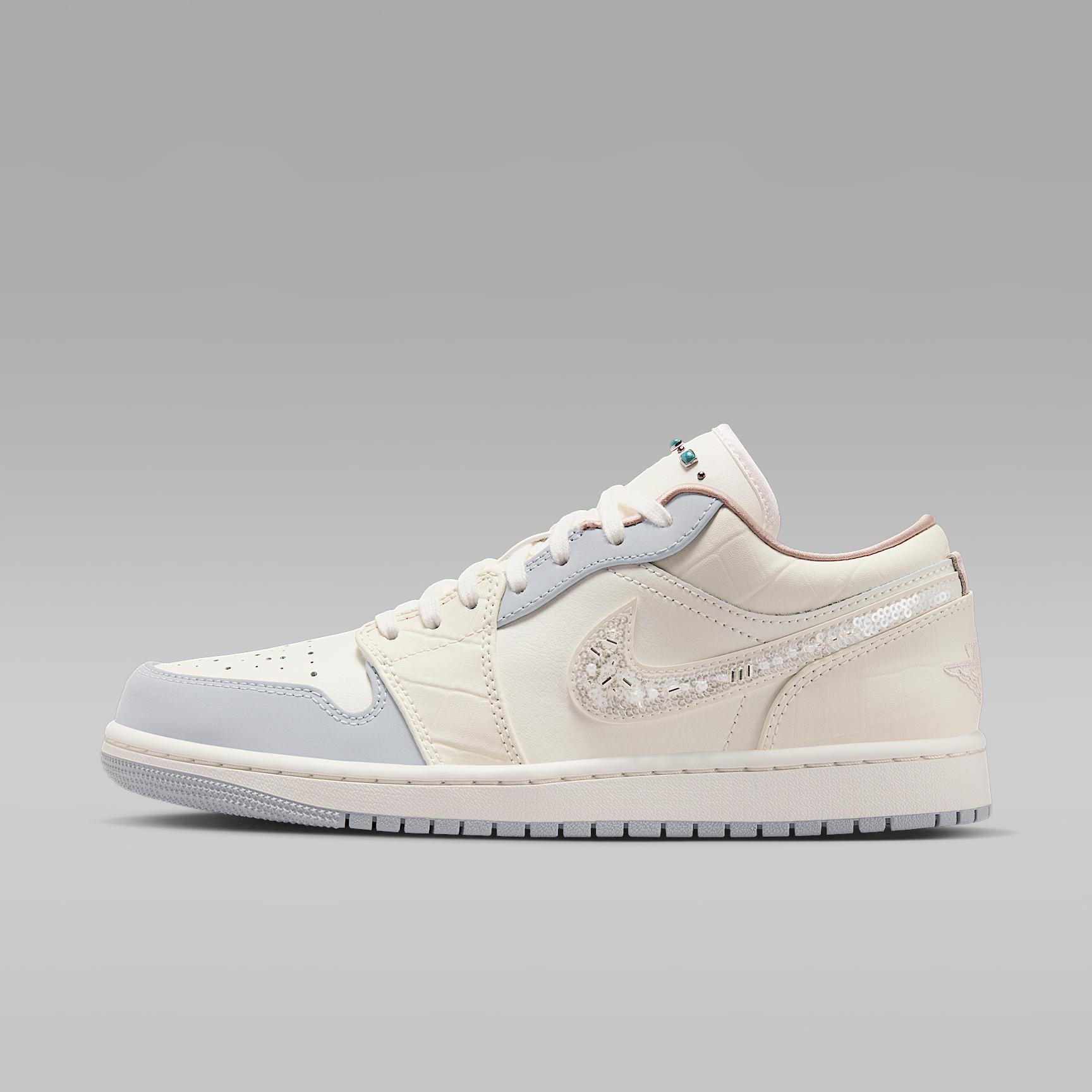 Womens Air Jordan 1 Low Shoes | IH7323-100 Product Image