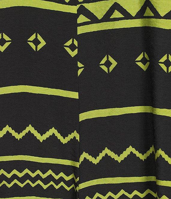 Ali Miles Woven Zig-Zag Harmony Print Point Collar 3/4 Roll-Tab Sleeve Asymmetric Hem Button Front Tunic Product Image
