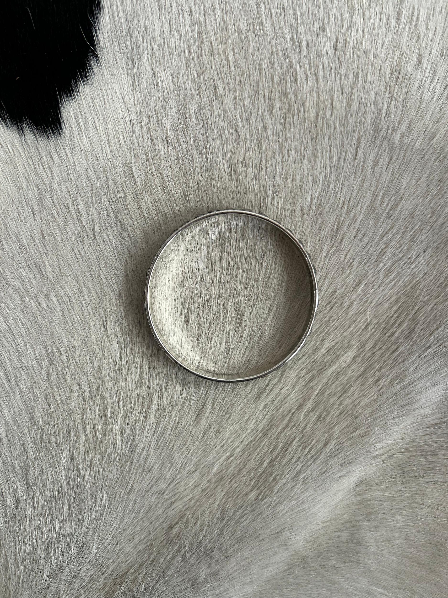 Western Style Bubble Bangle Bracelet Product Image