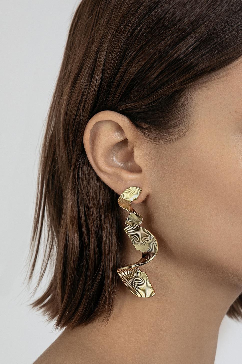 1974 Drop Earring SHASHI Product Image