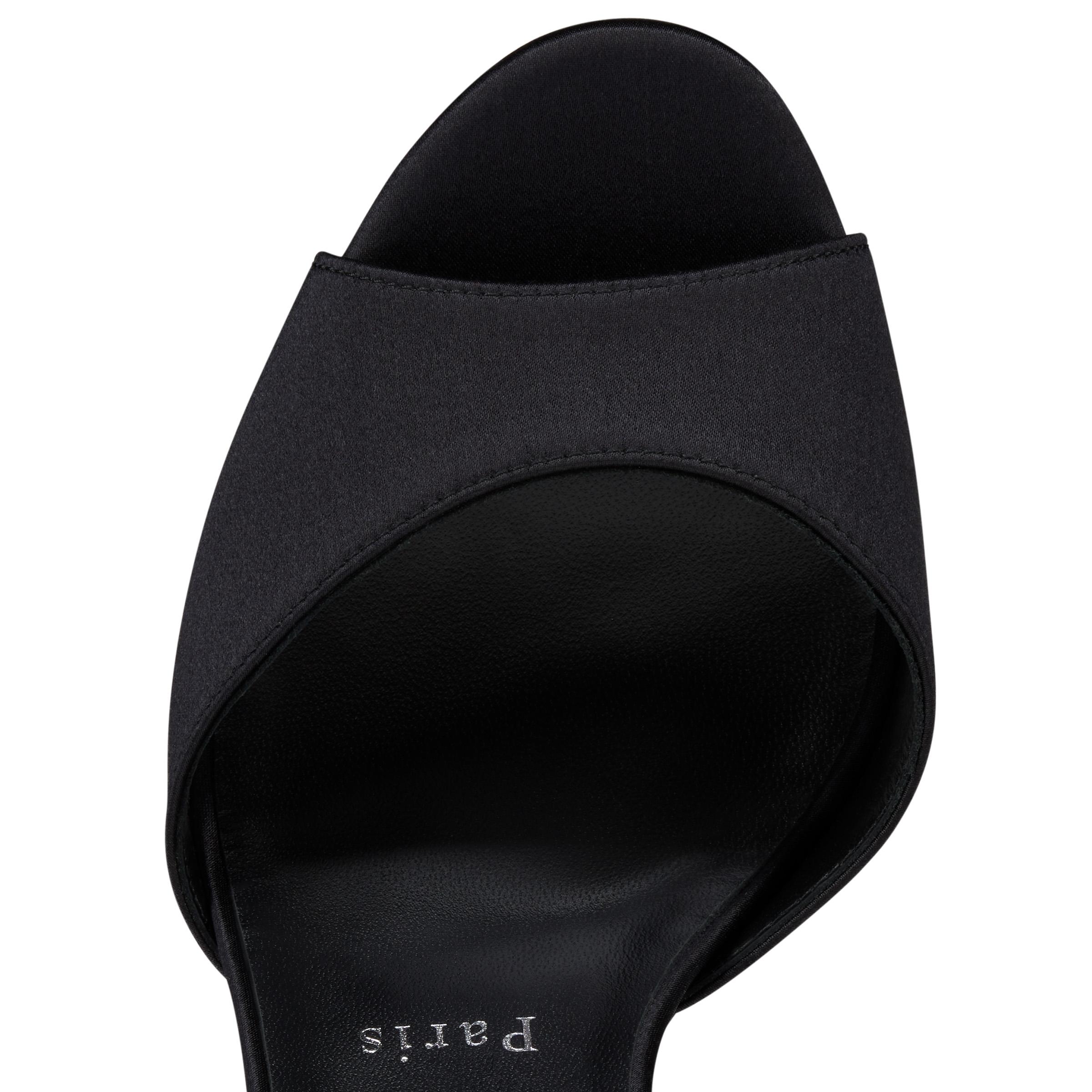 Sandaloo Red Carpet Product Image