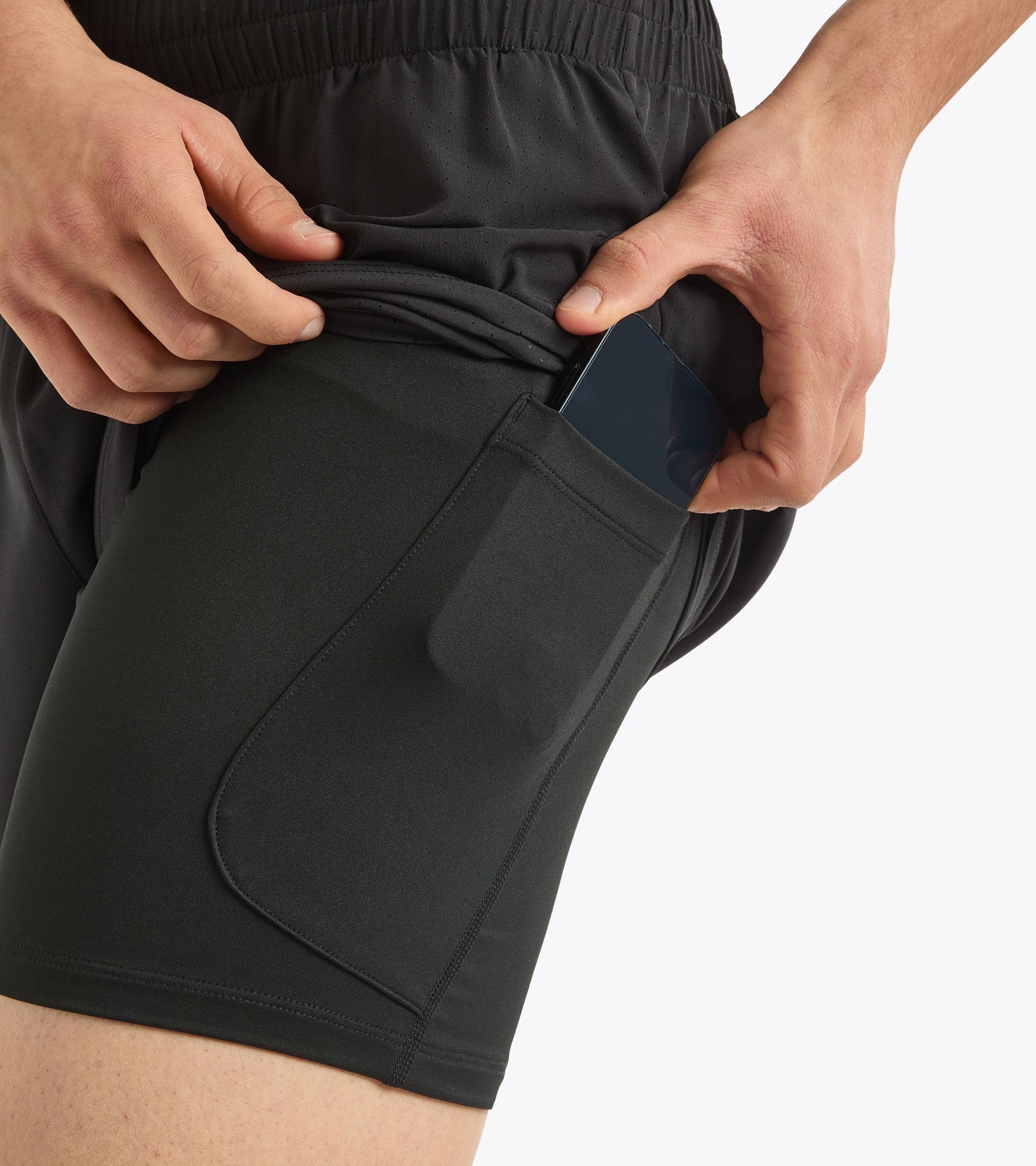 SHORTS 2IN1 5'' RUN CREW Product Image