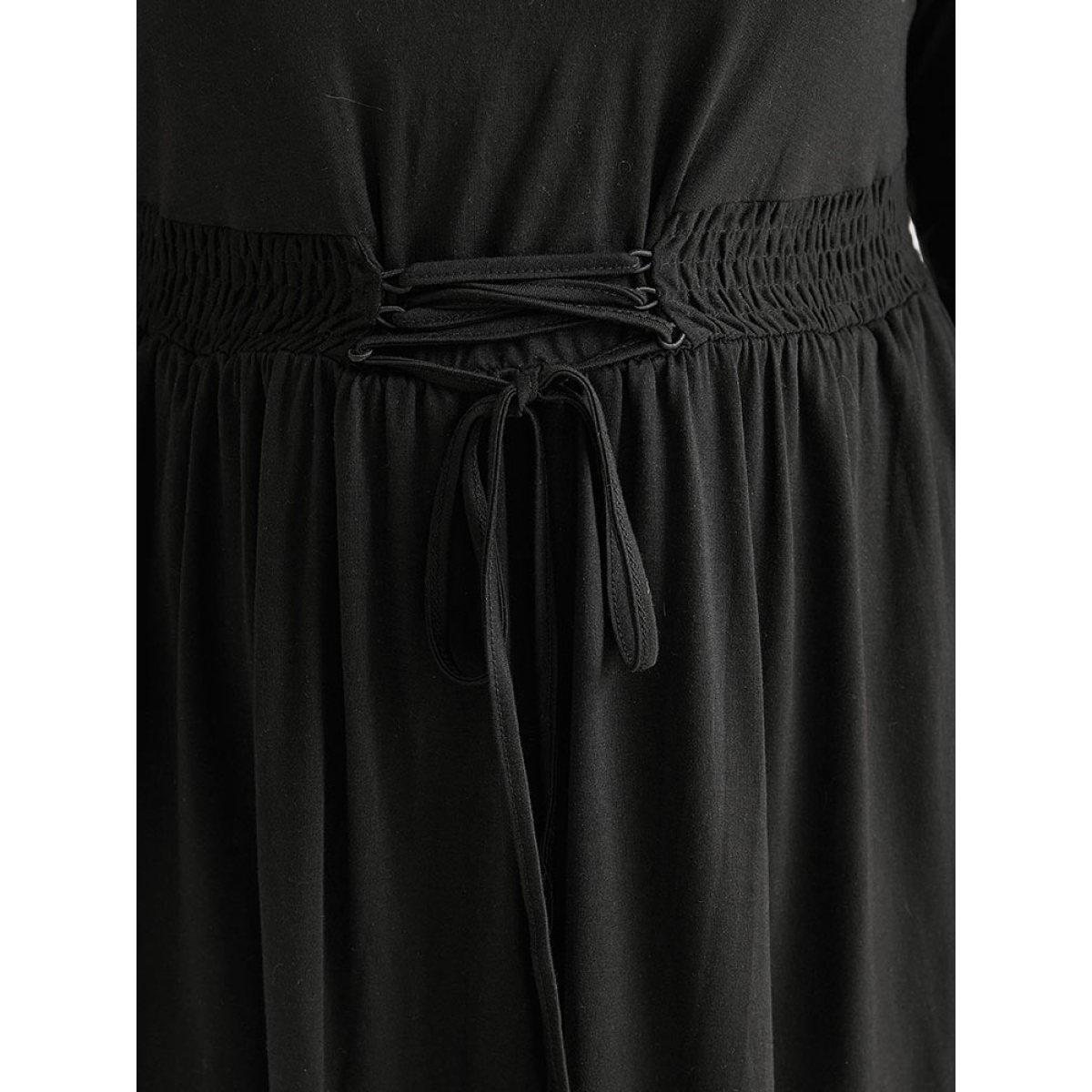 Plus Size Plain Lace Up Shirred Pocket Round Neck Dress Black Women Casual Plain Round Neck Long Sleeve Curvy Midi Dress BloomChic 30/6X Product Image