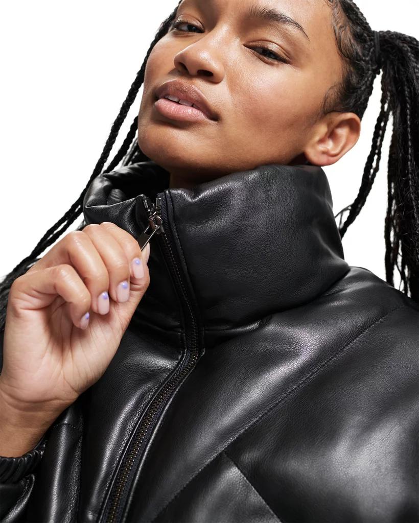 UA Latitude Leather Product Image