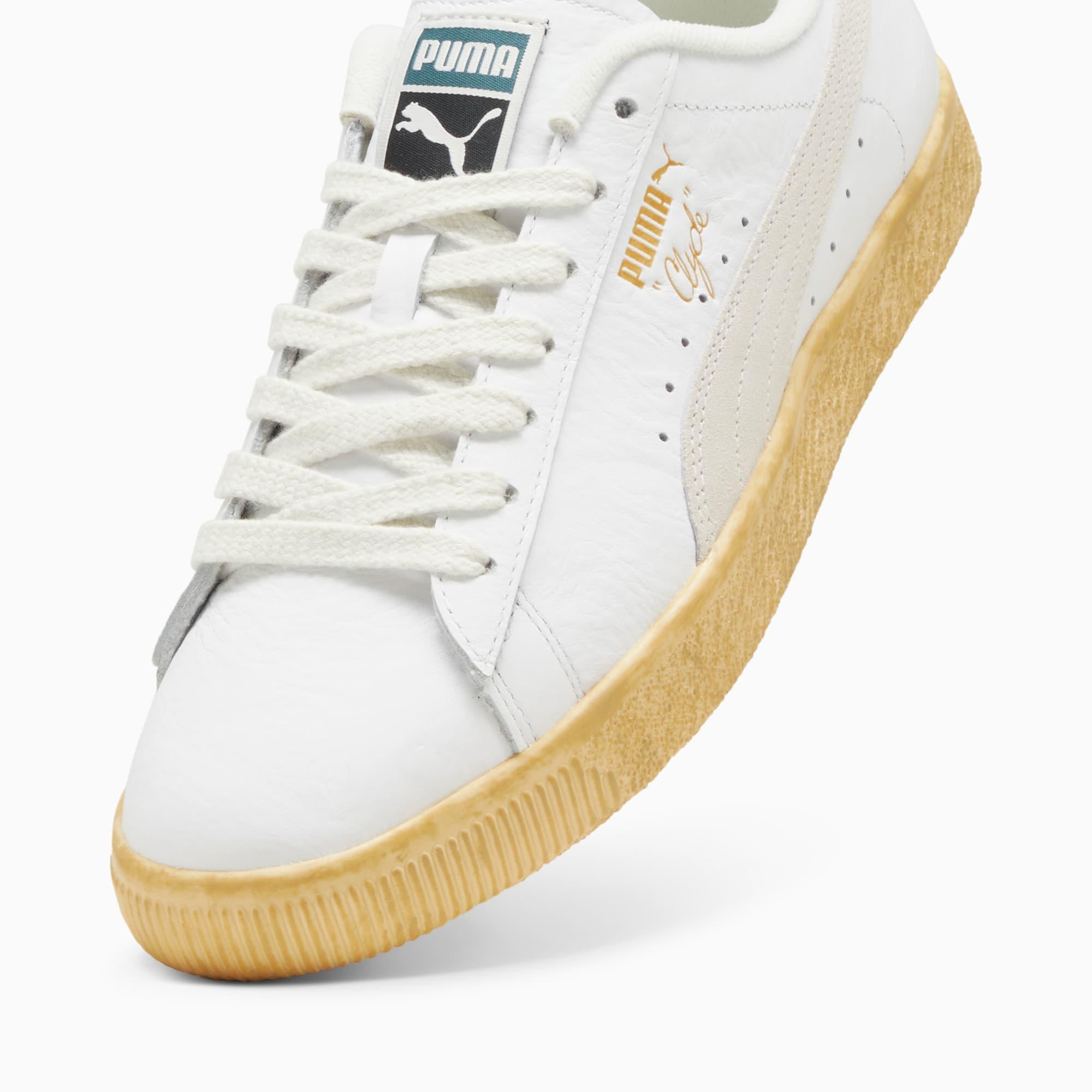 Clyde Vintage Sneakers Product Image
