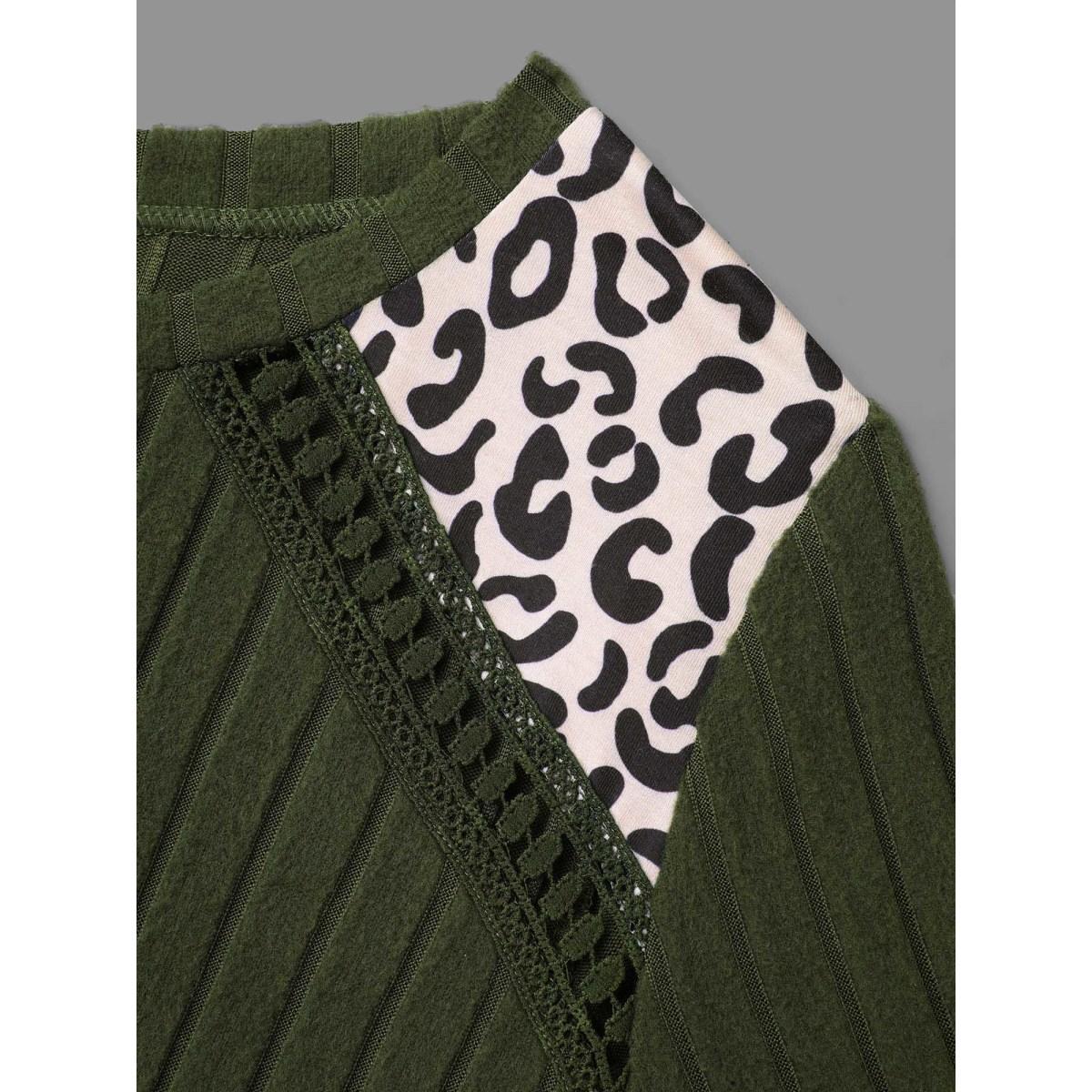 Plus Size Leopard Shoulders Stretchy Textured T-shirt DarkGreen Women Casual Woven ribbon&lace trim Round Neck Everyday T-shirts BloomChic 26/4X Product Image