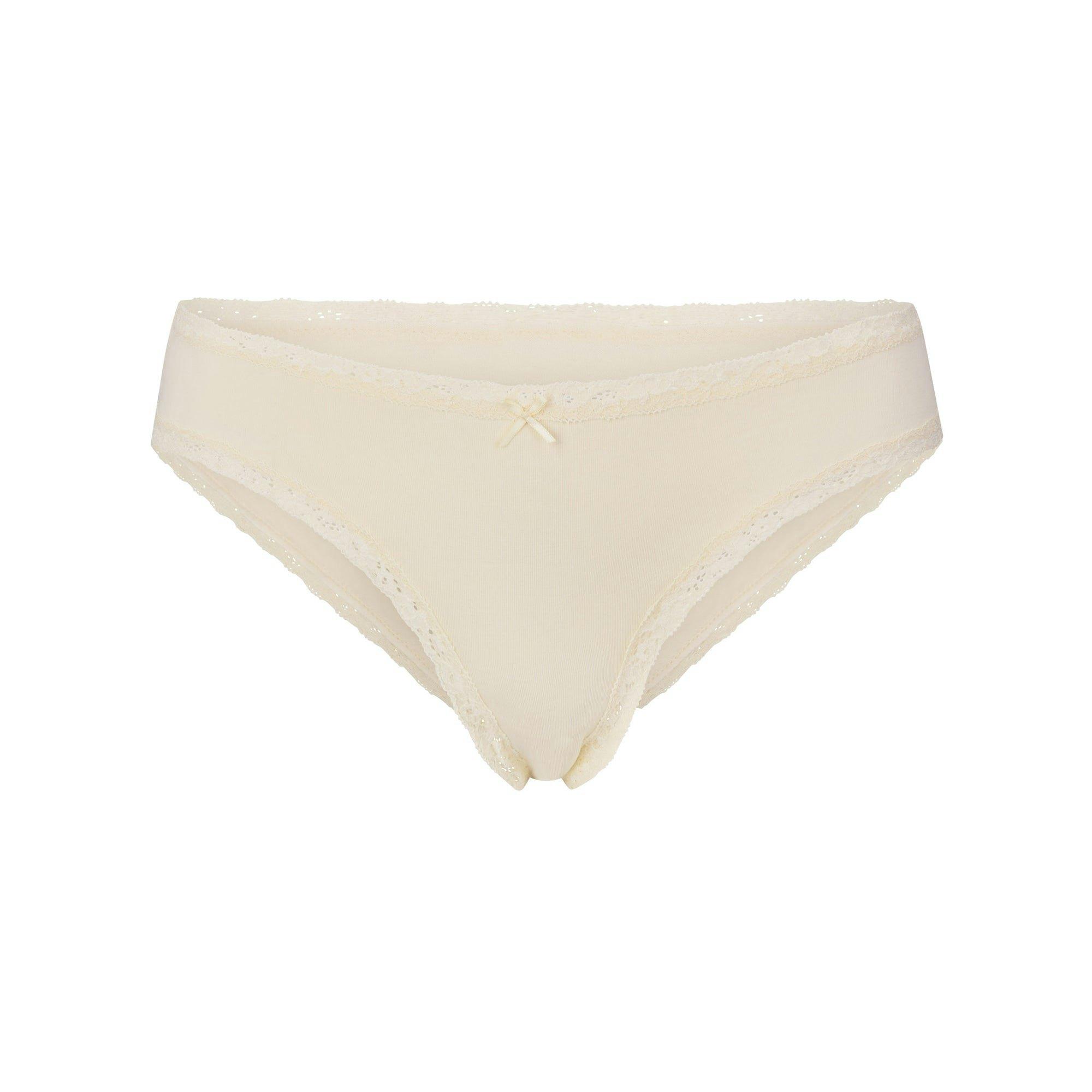 LIGHTWEIGHT COTTON LACE BOY SHORT | BUTTER TONAL Product Image