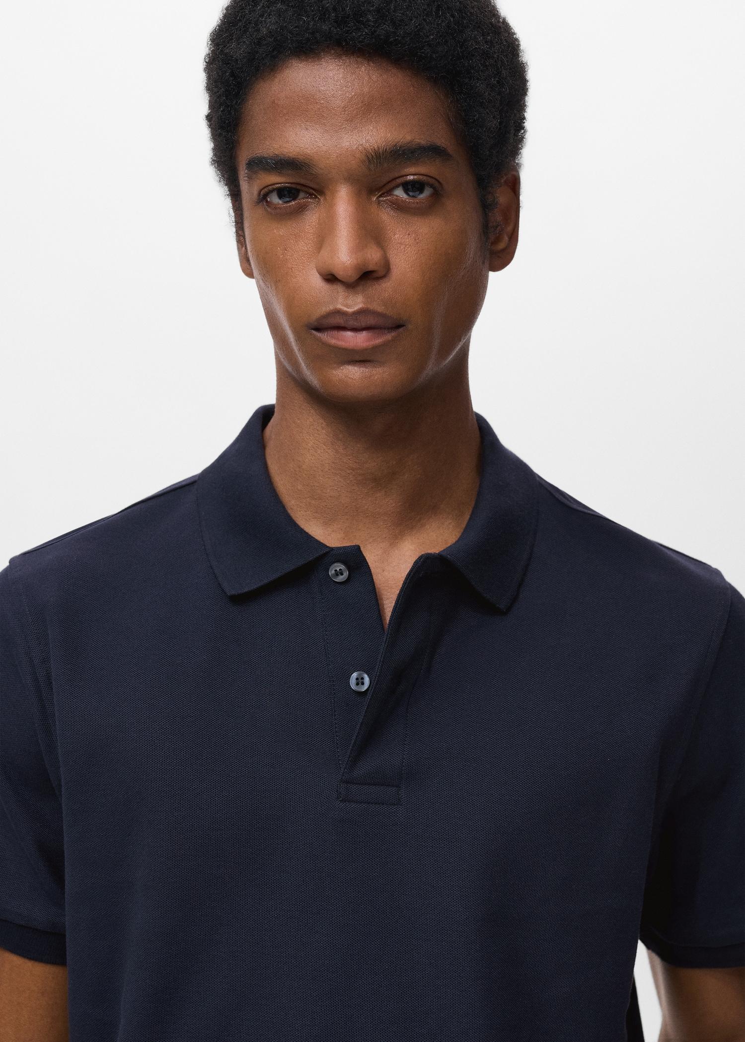 Regular-fit cotton piqué polo shirt - Men | MANGO USA Product Image