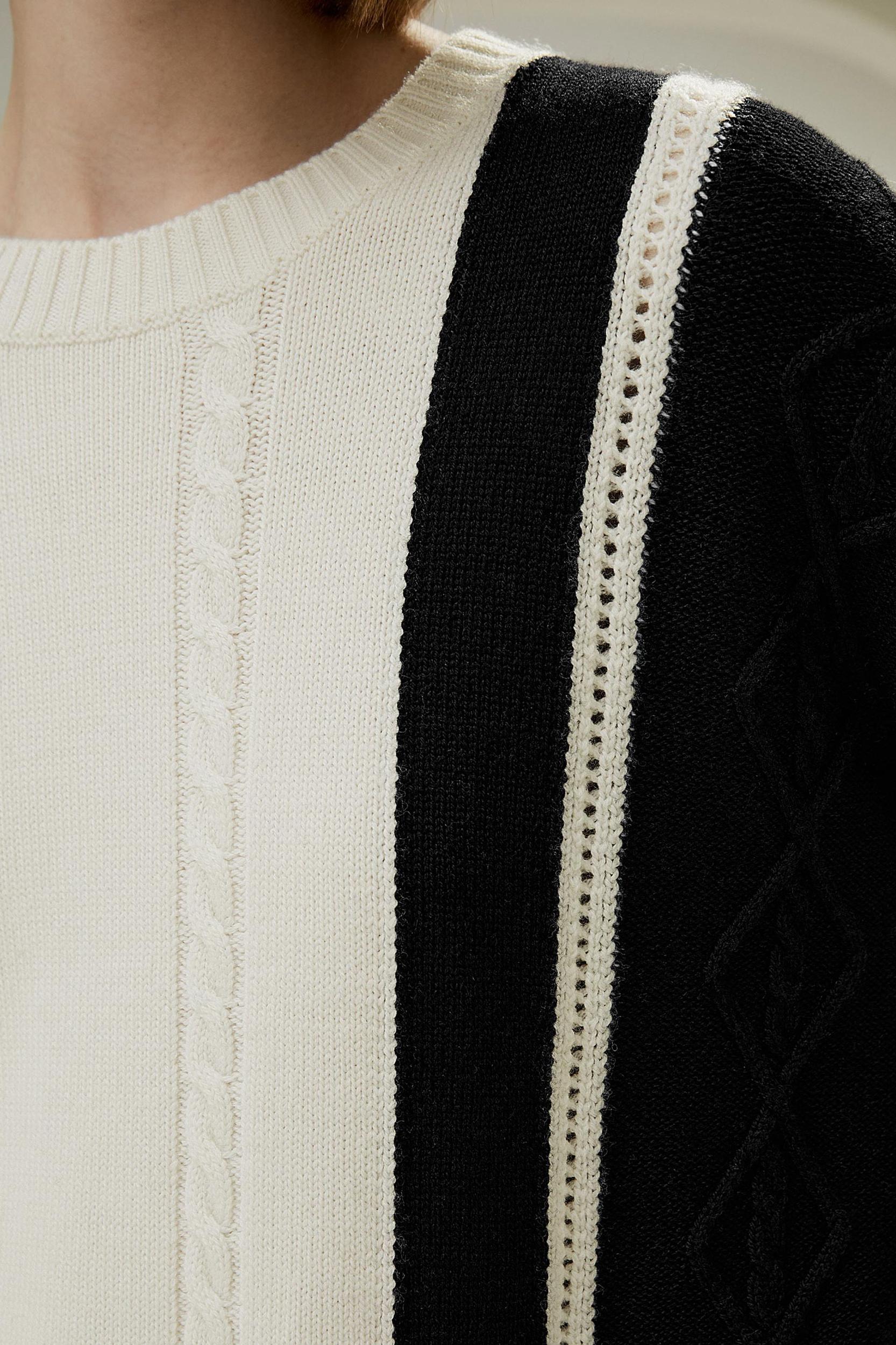 Bicolor Stripe Knit Wool Sweater Product Image