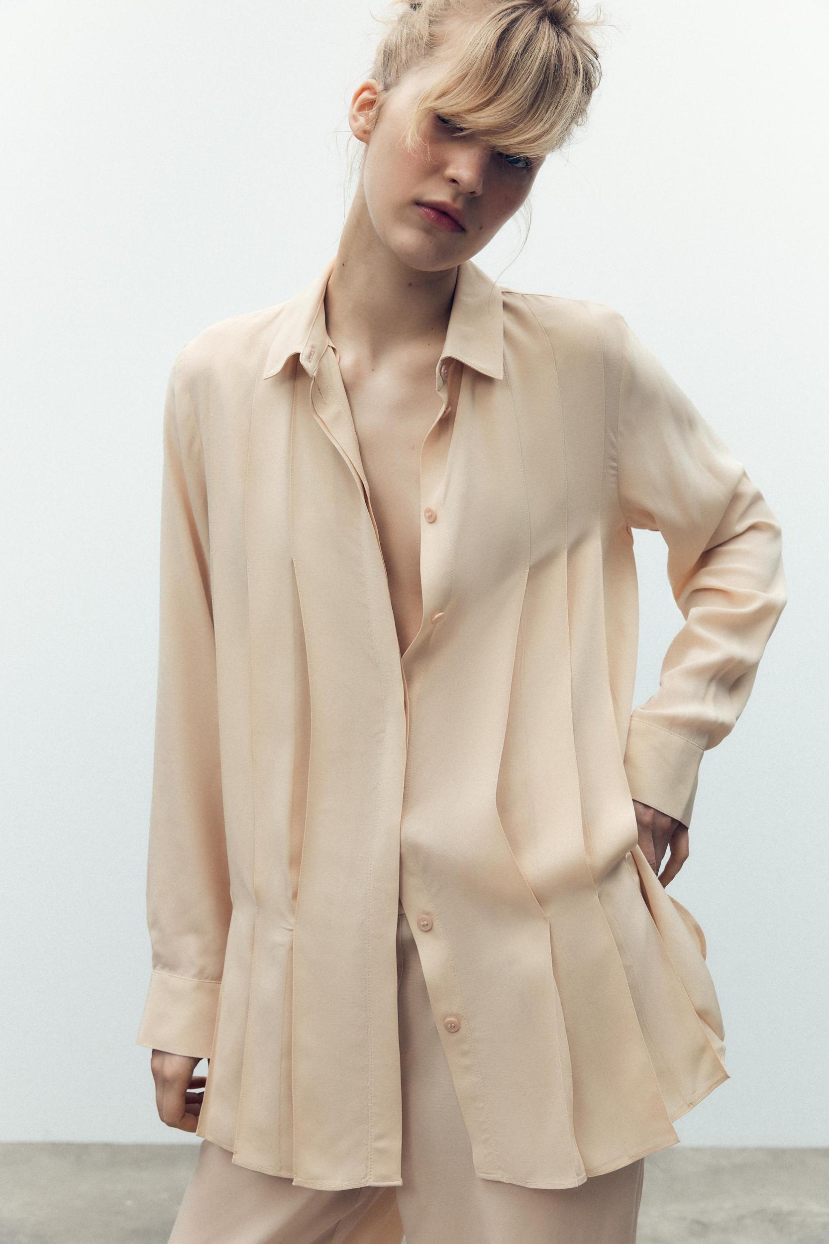 100% VISCOSE PLEATED SHIRT Product Image