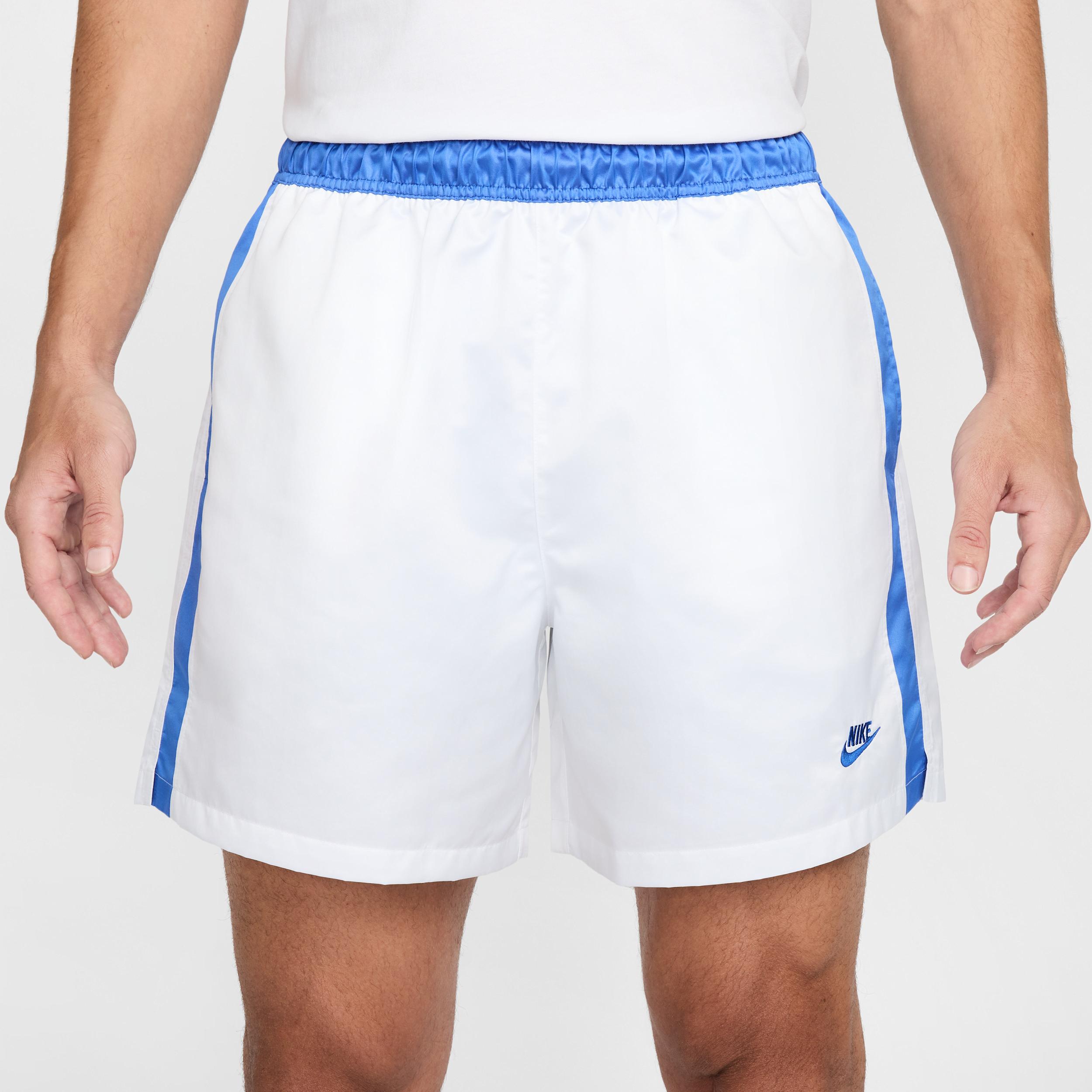Mens Nike Sportswear Club Flow Football Shorts | HJ1952-100 Product Image