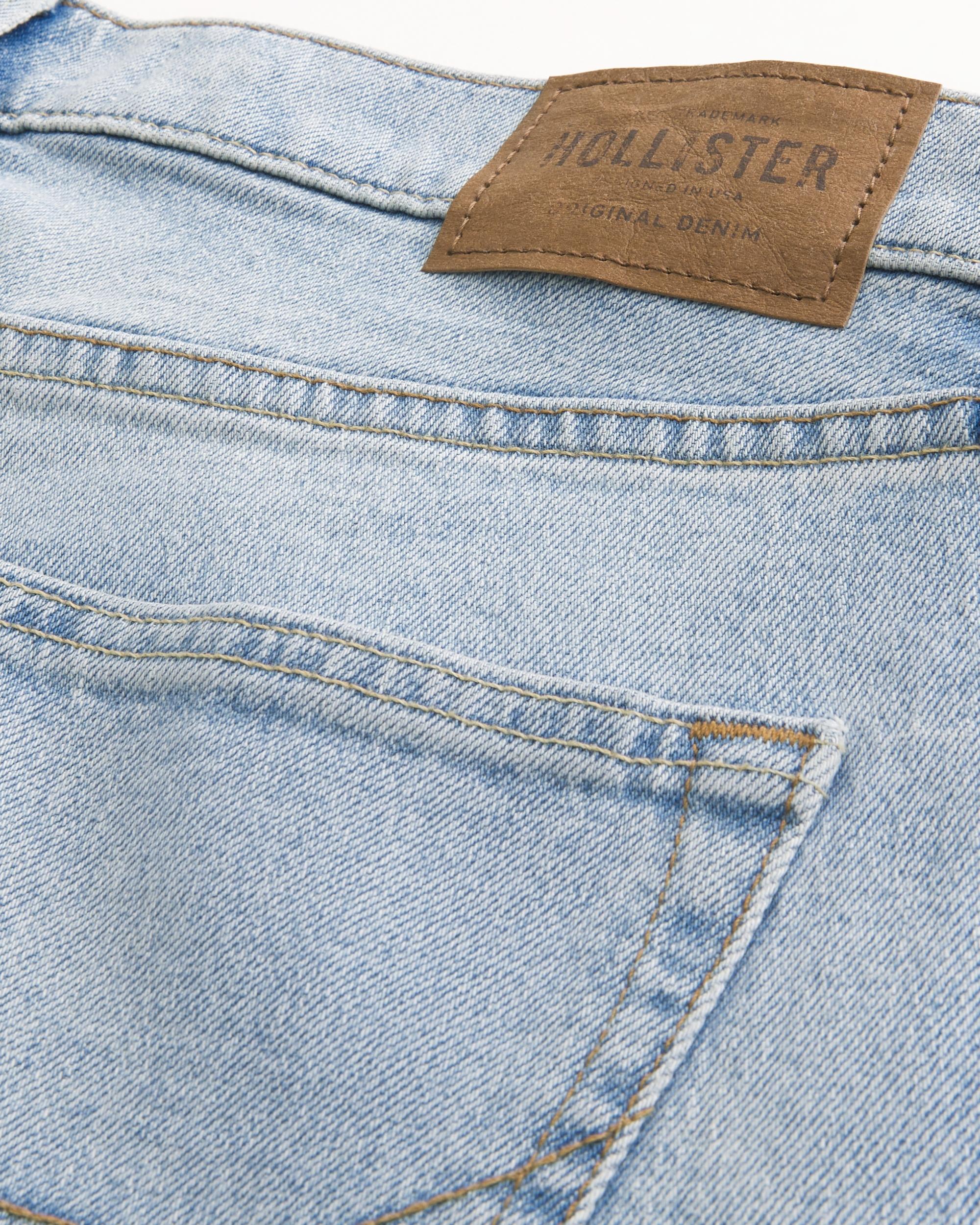 Light Wash Loose Jeans Product Image