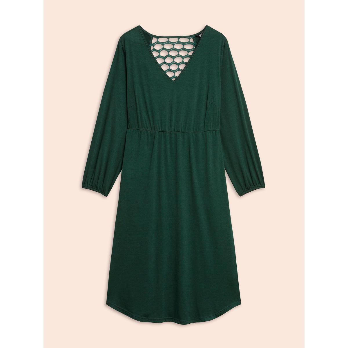 Plus Size Plain V Neck Backless Dress ArmyGreen Women Casual Cut-Out V-neck Long Sleeve Curvy BloomChic 26/4X Product Image