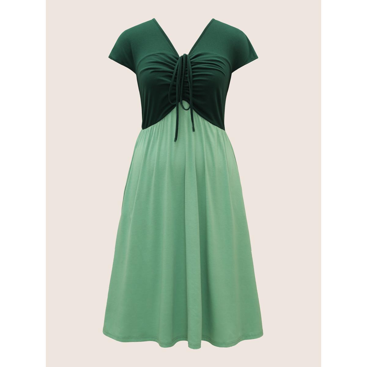 Plus Size Everywhere Dress - Two Tone Drawstring Dress Palemauve Women Elegant Patchwork Non Cap Sleeve Curvy BloomChic 30/6X Product Image