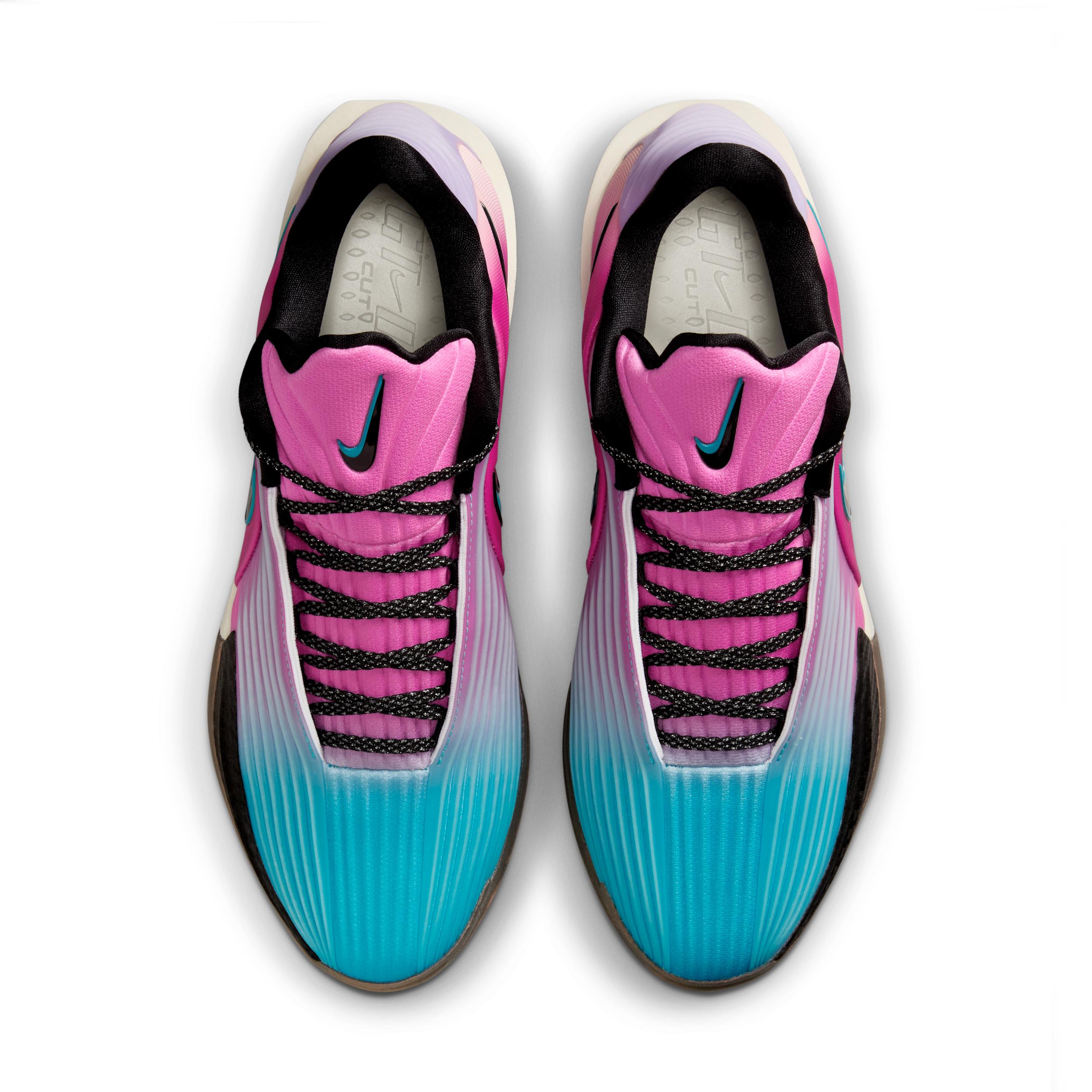 Nike Men's G.T. Cut 3 Turbo Basketball Shoes Product Image