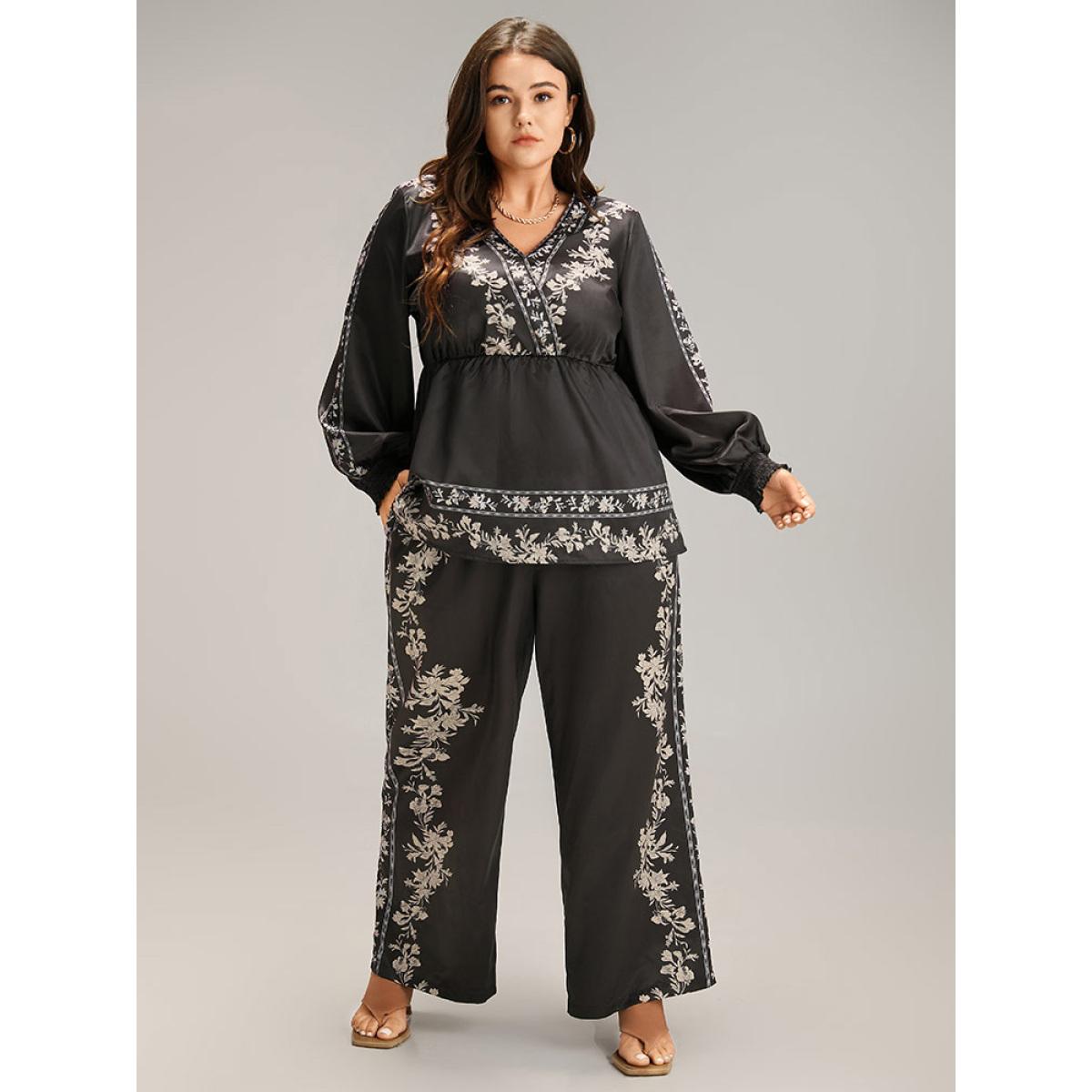 Plus Size Boho Print Pocket Elastic Waist Pants Women BlackFlower Elegant Straight Leg High Rise Dailywear Pants BloomChic 28/5X Product Image