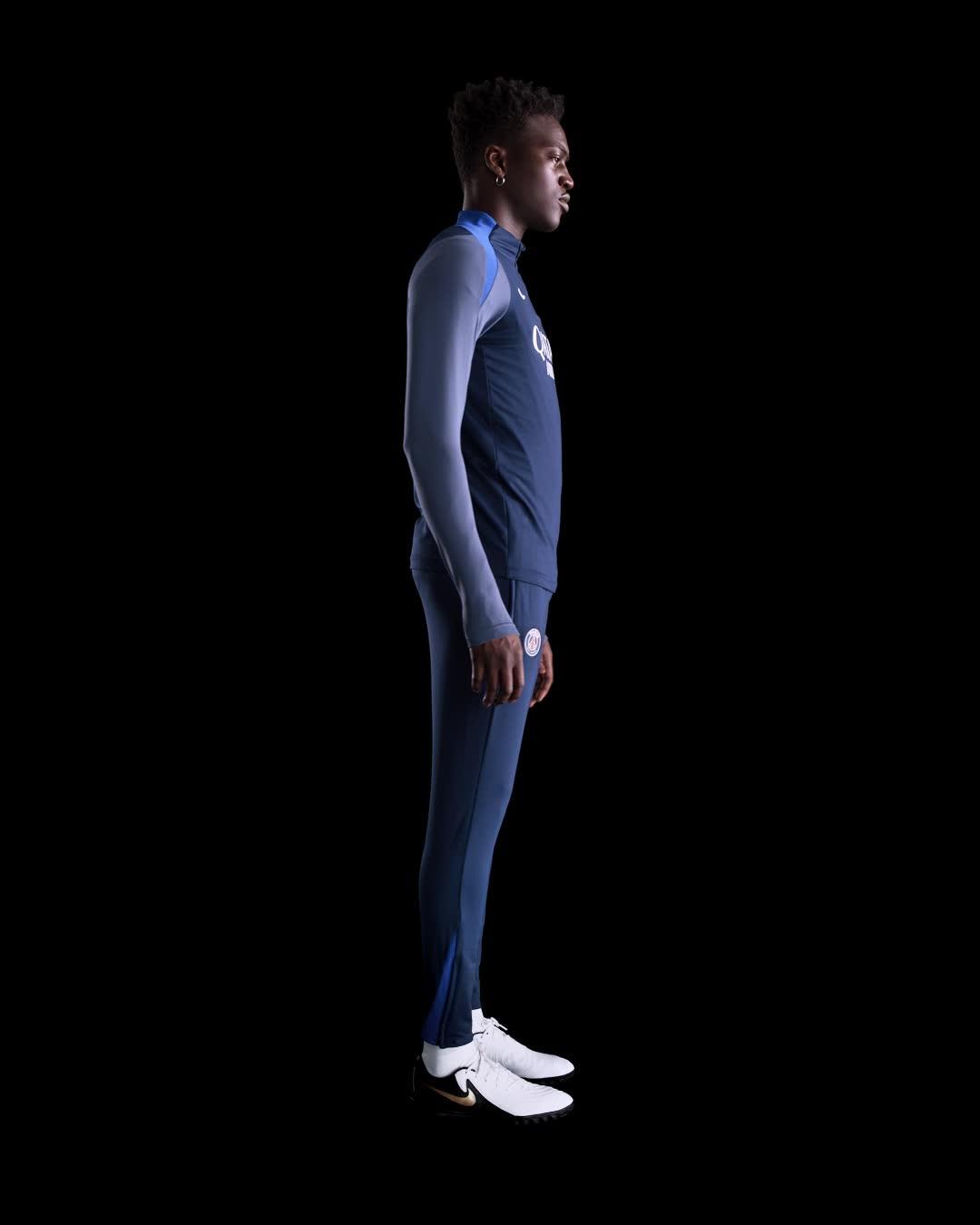 Paris Saint-Germain Strike Nike Men's Dri-FIT Soccer Drill Top Product Image