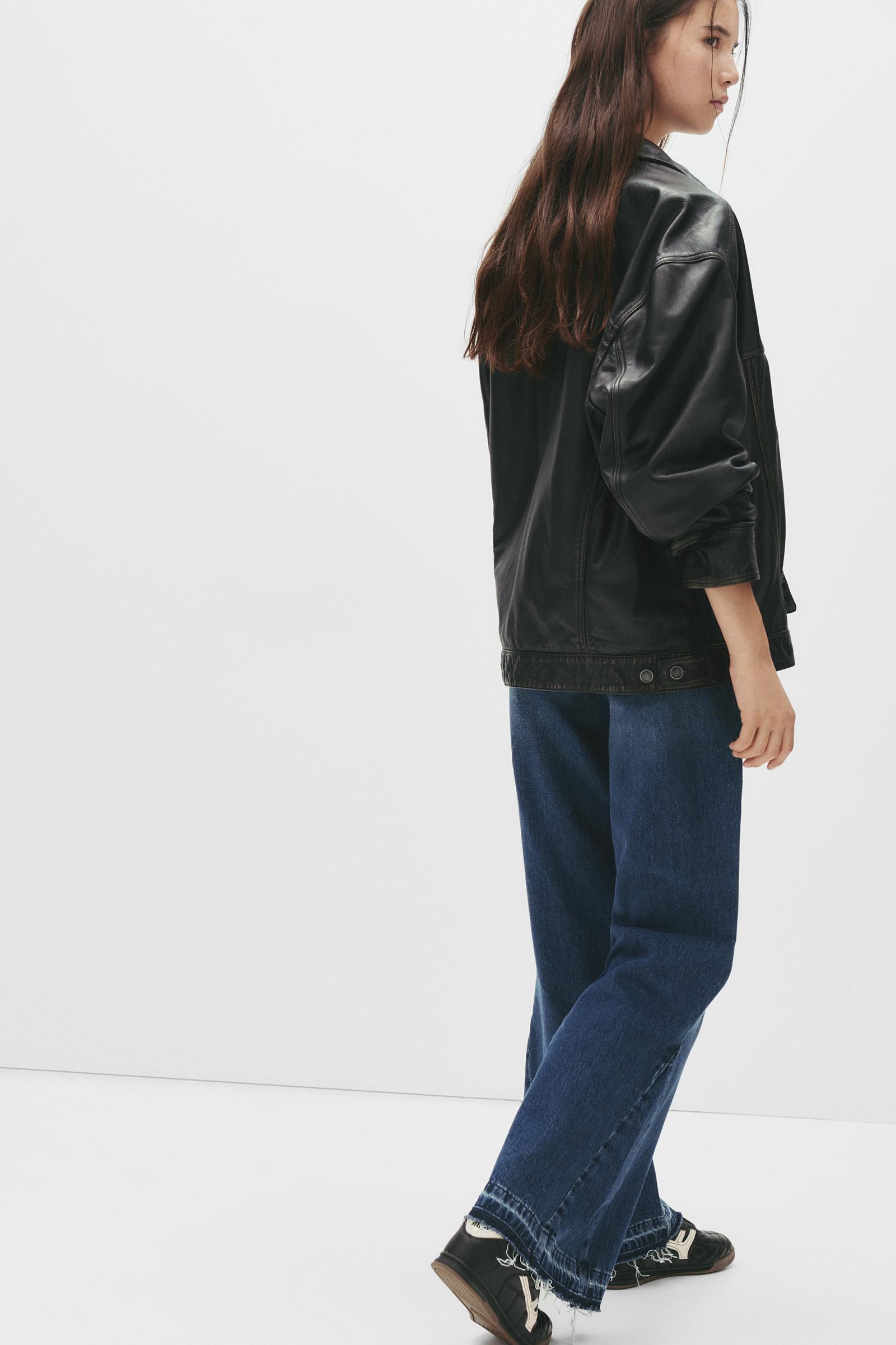 Loose flared jeans Product Image