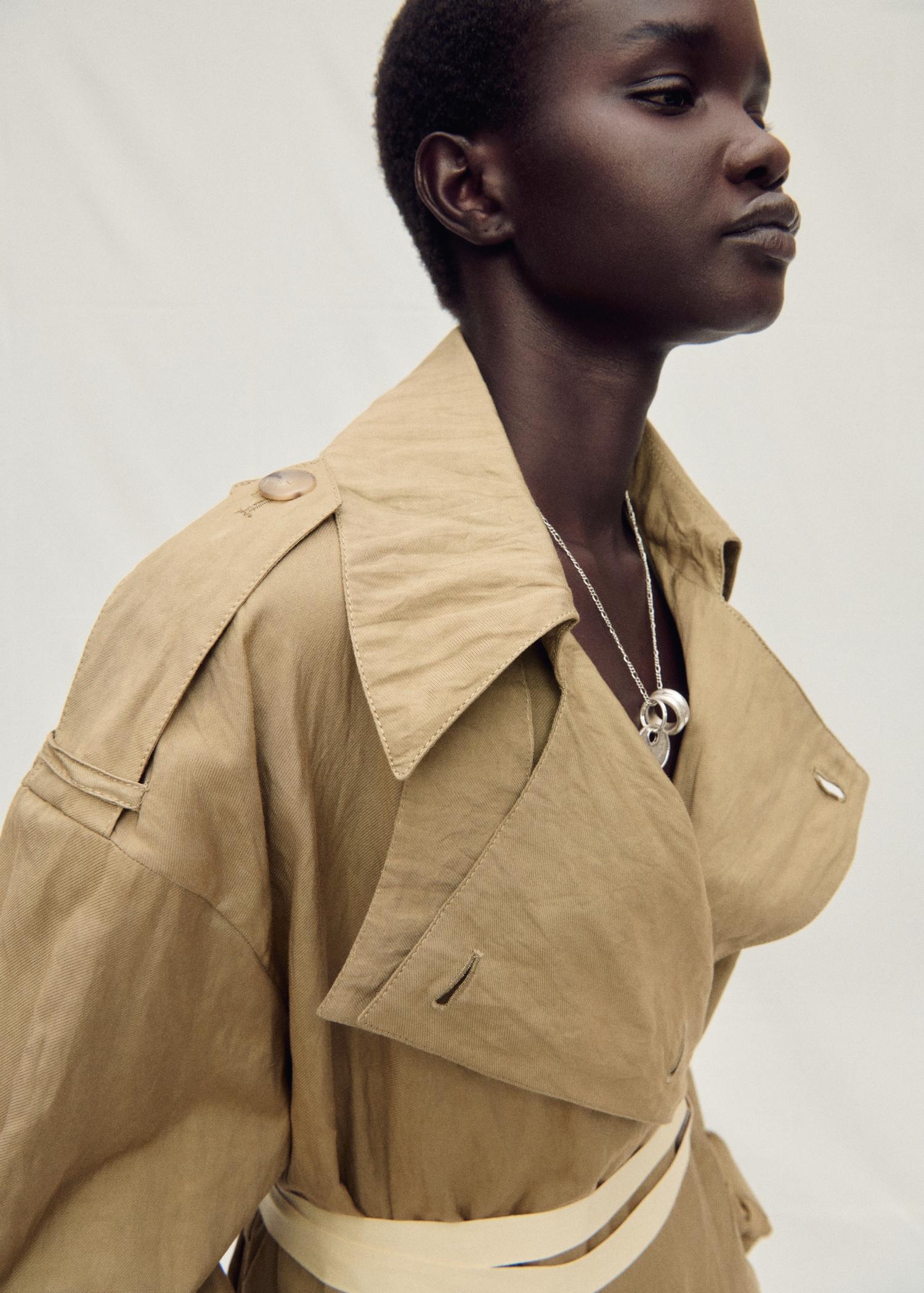 Oversized wrinkled-effect trench coat - Women | MANGO USA Product Image