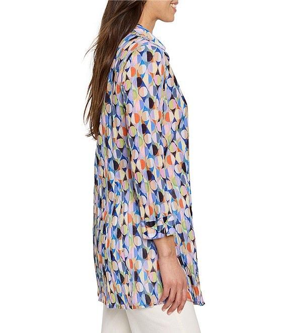 NIC + ZOE Woven Social Circles Print Crinkle Point Collar Long Sleeve Shirt Product Image
