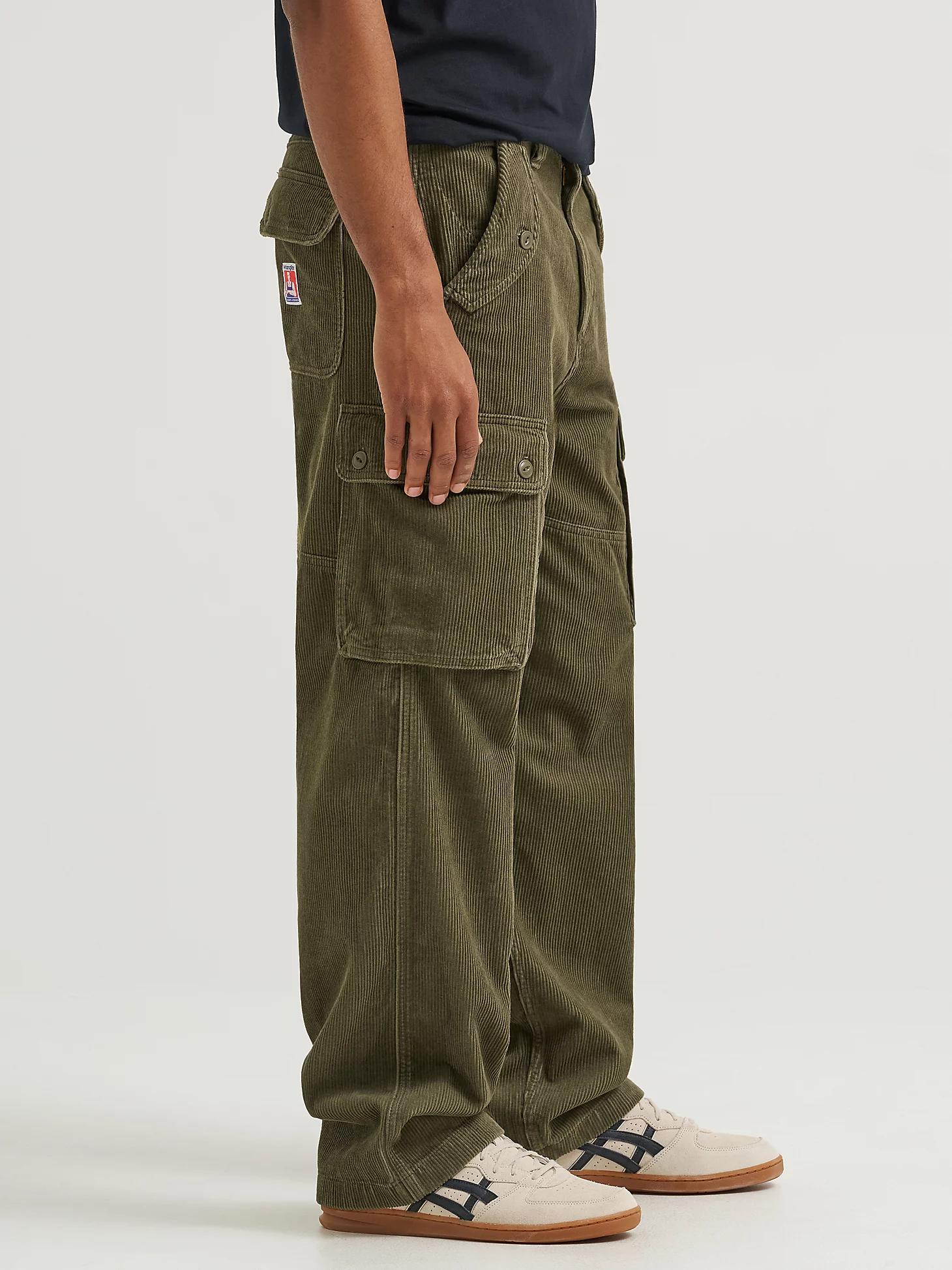 Men's Casey Jones Cargo Corduroy Pant in Ivy Product Image