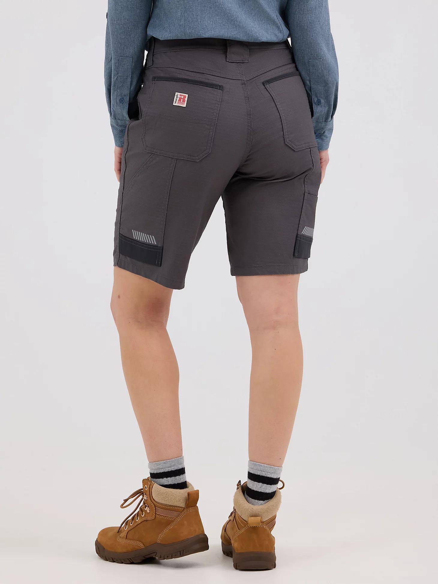 Women's Wrangler RIGGS Workwear® Technical Carpenter Short in Dark Khaki Product Image