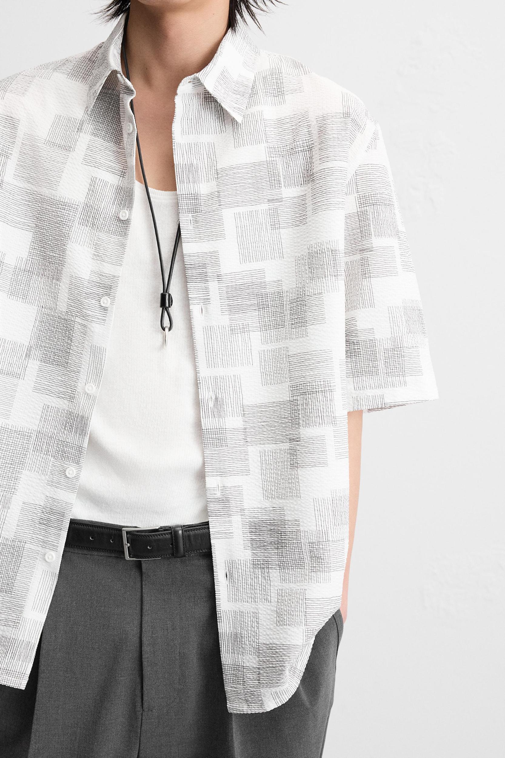 SEERSUCKER ABSTRACT PRINT SHIRT Product Image