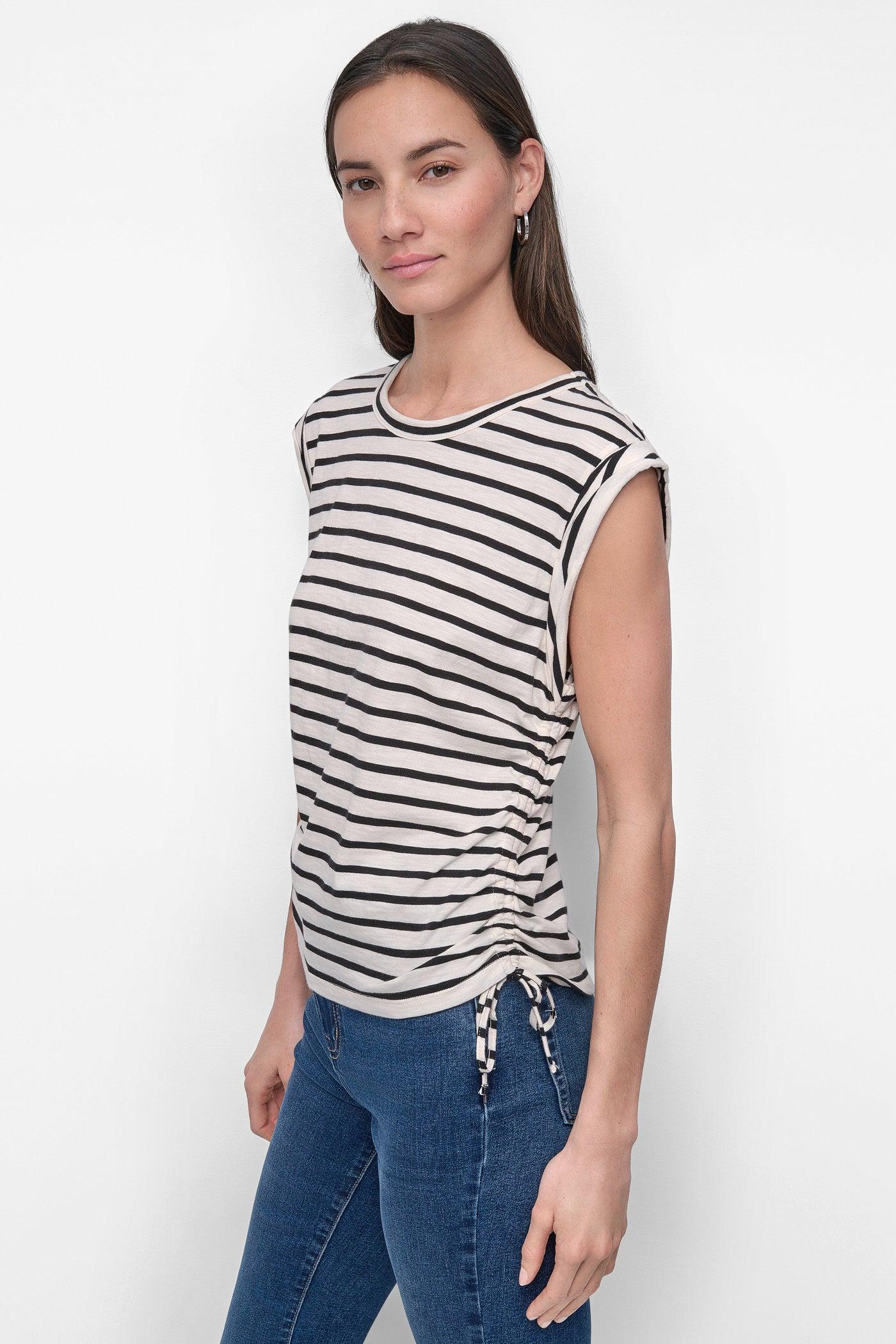 RUCHED SIDE-TIE TEE Product Image