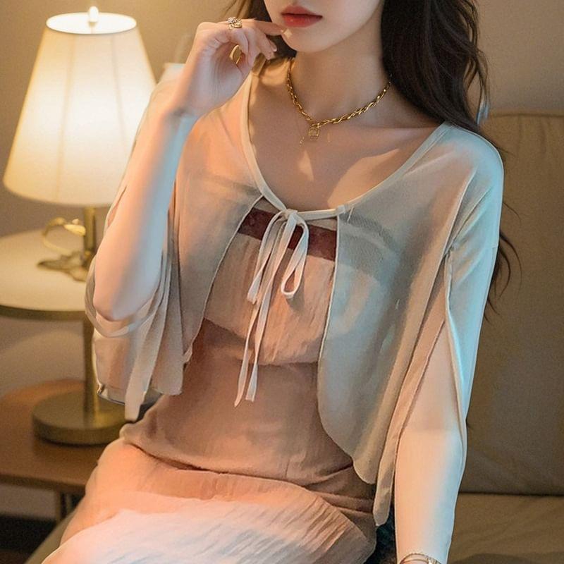 3/4-Sleeve Plain Tie Front Crop Cardigan Product Image