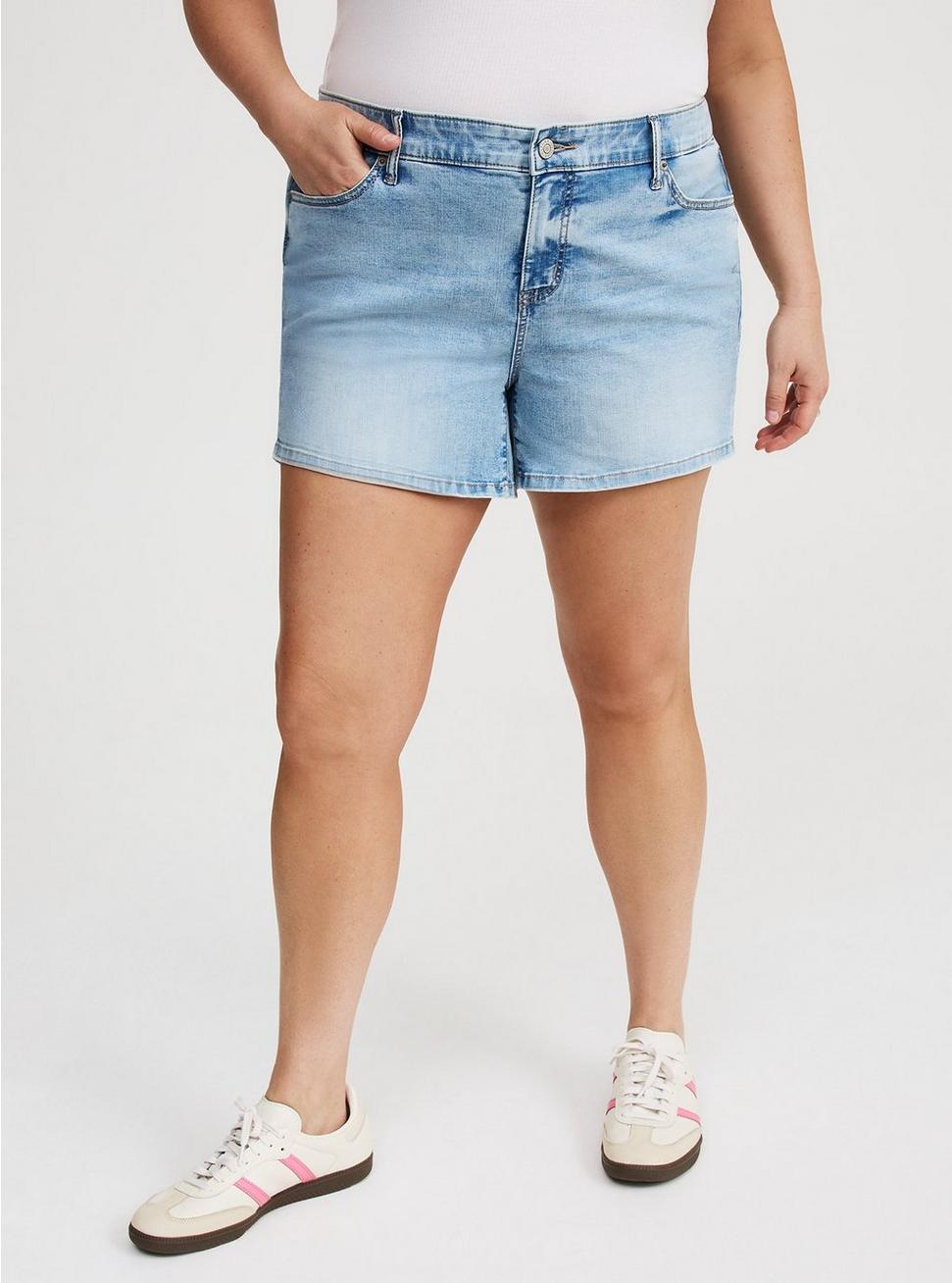 5'' Perfect Mid-Rise Short Product Image