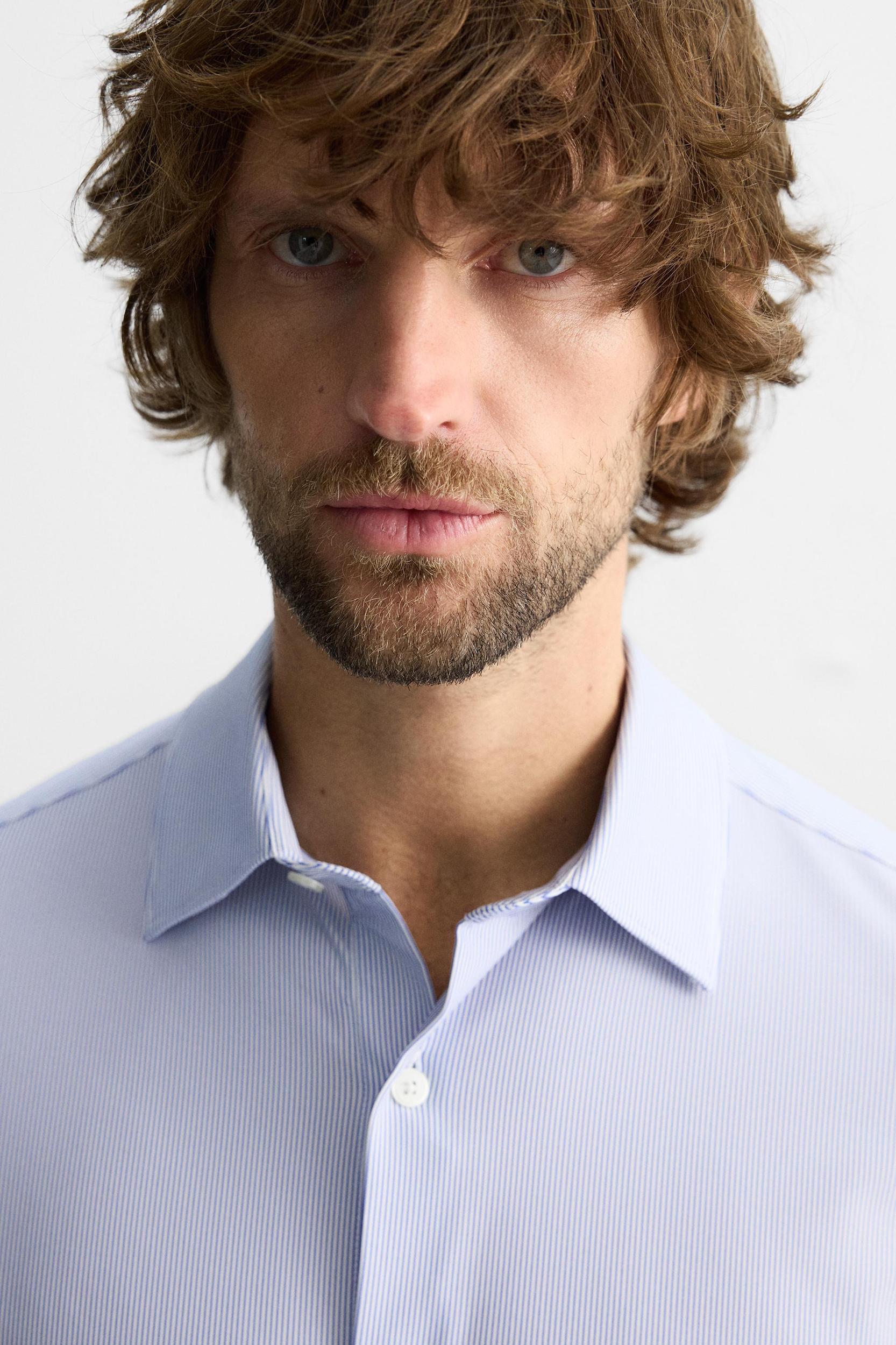 TEXTURED STRETCH SHIRT Product Image