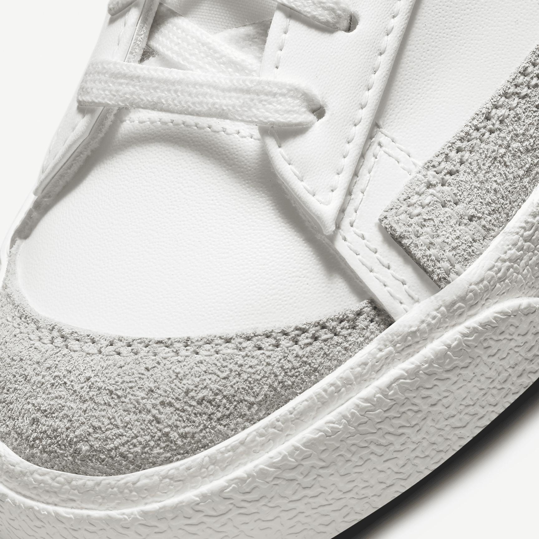 Nike Blazer Low '77 Women's Shoes Product Image