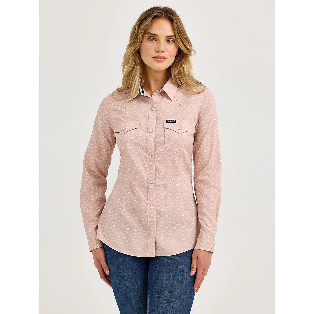 Men's Wrangler Americana Flag Logo T-Shirt in Dark Sapphire Product Image