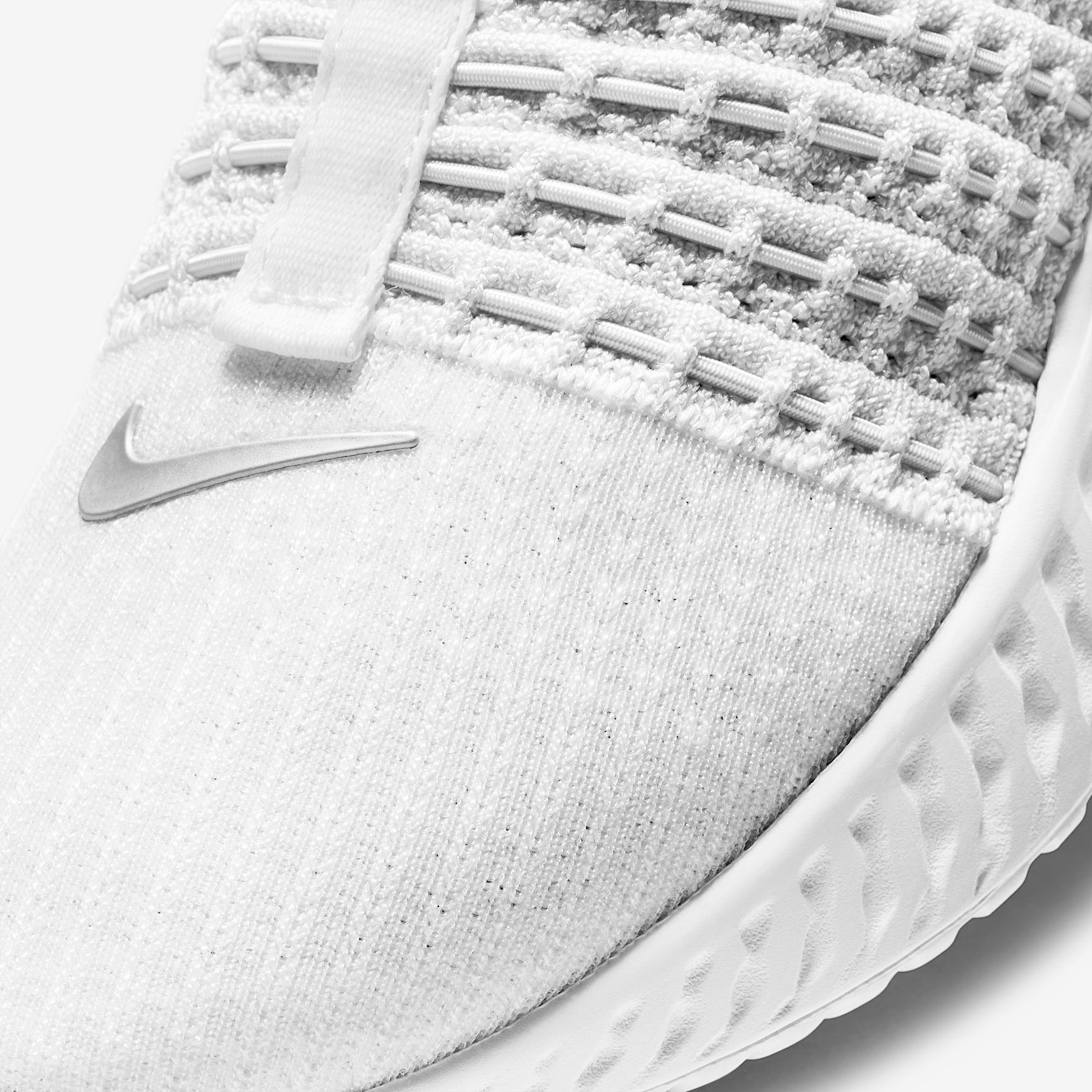 Nike Womens Phantom Run 2 Road Running Shoes | CJ0280-100 Product Image