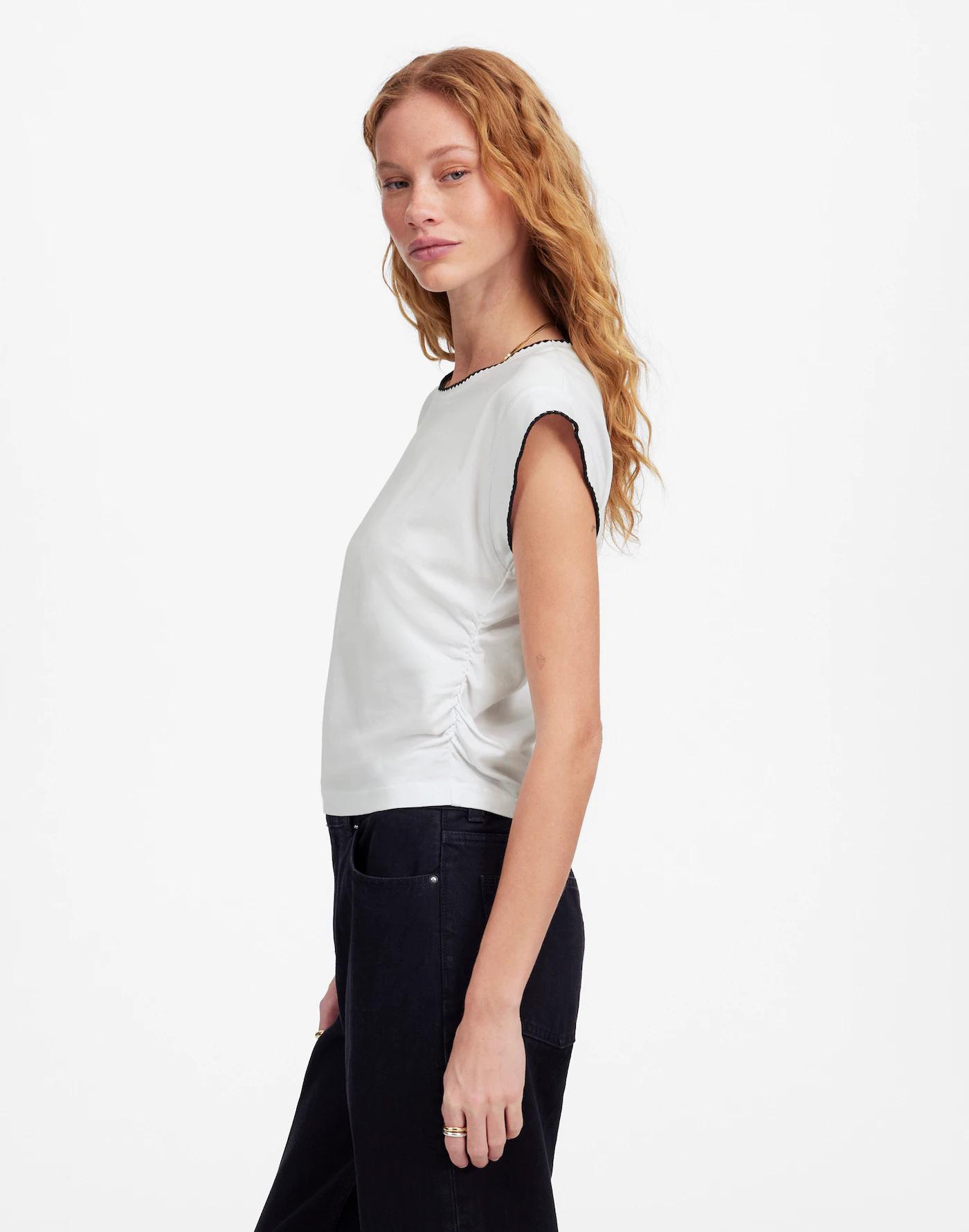 Side-Cinch Muscle Tee Product Image