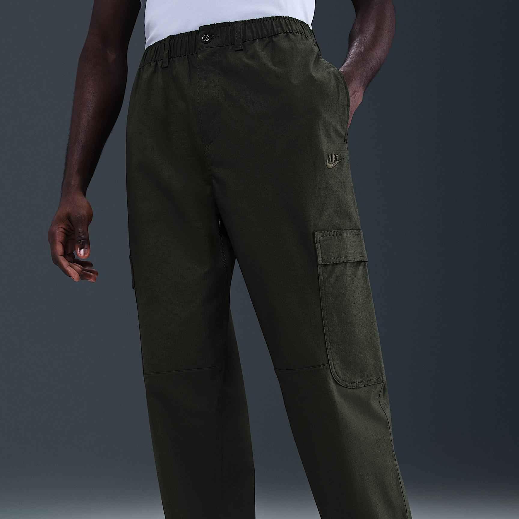 Mens Nike Sportswear Club Woven Cargo Pants | HV1433-355 Product Image