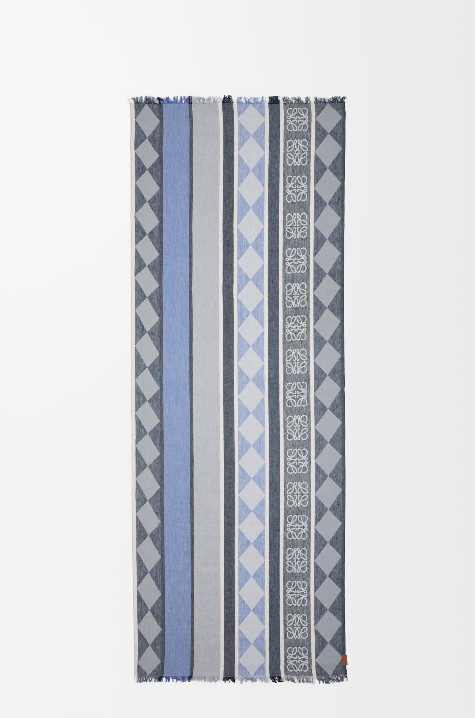 Scarf in linen and cotton Product Image