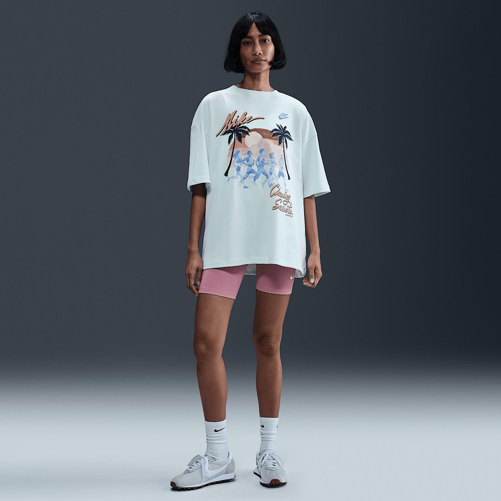 Nike Sportswear Essential Women's Oversized T-Shirt Product Image