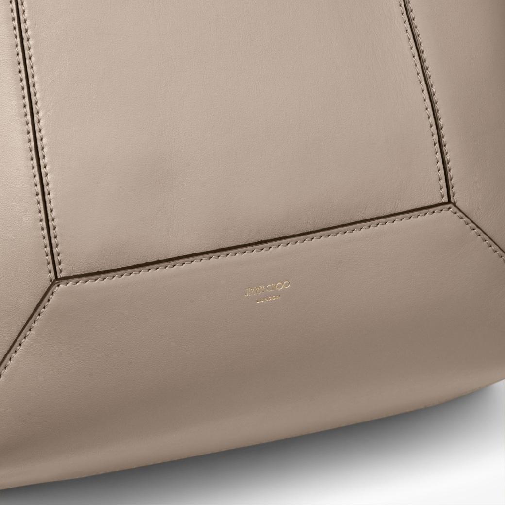 Diamond Tote Medium Product Image