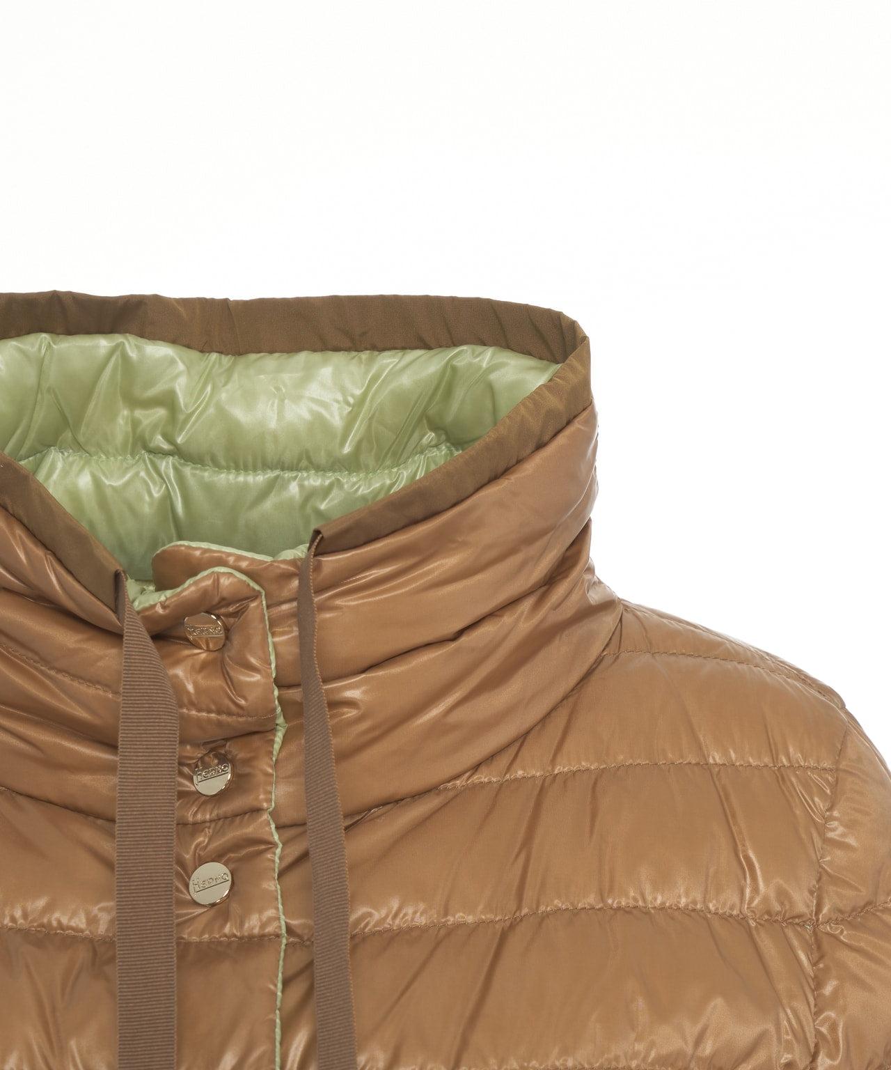 Glossy down jacket Product Image