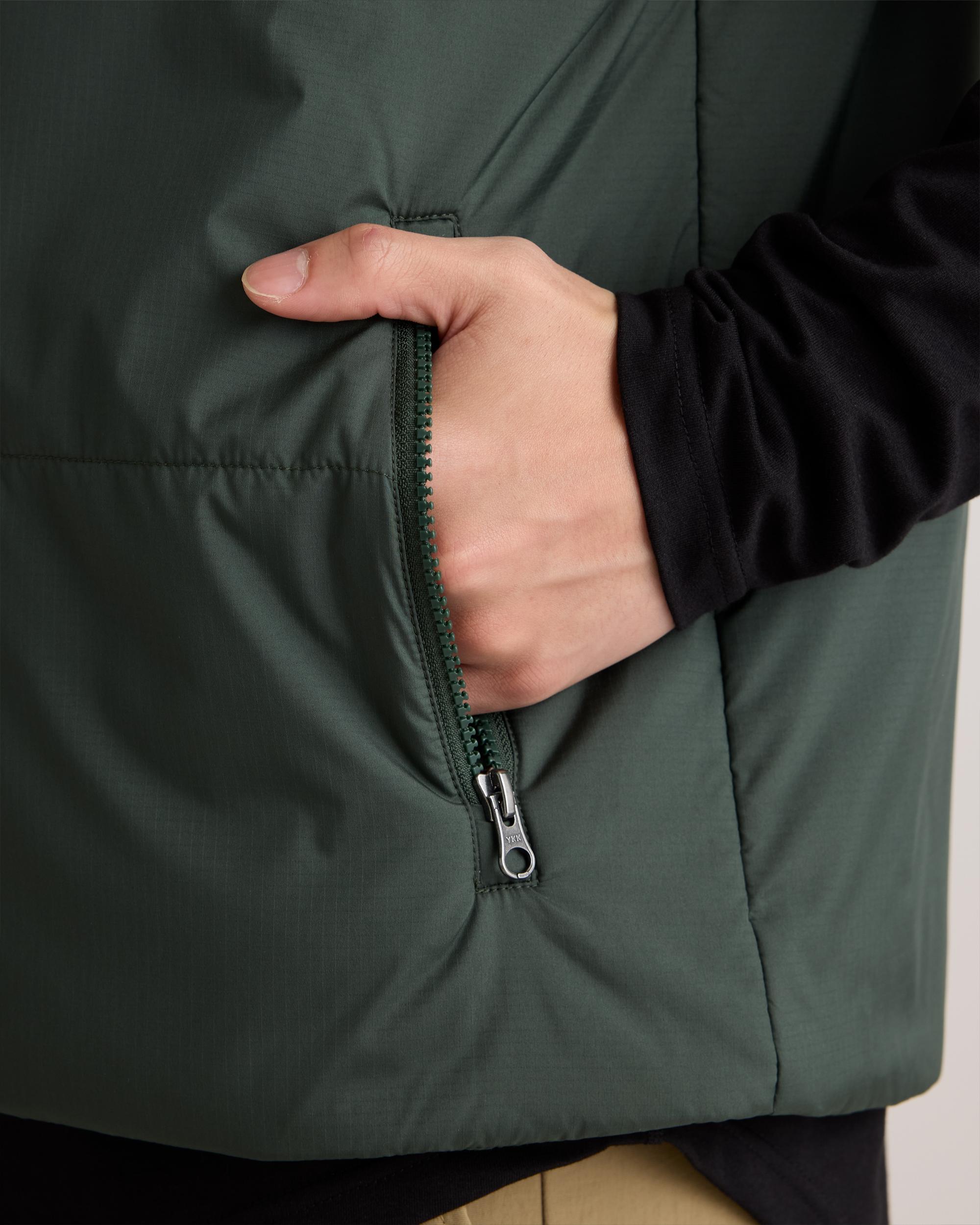 Quince | Men's Hybrid Insulated Lightweight Vest 100% Polyester Product Image