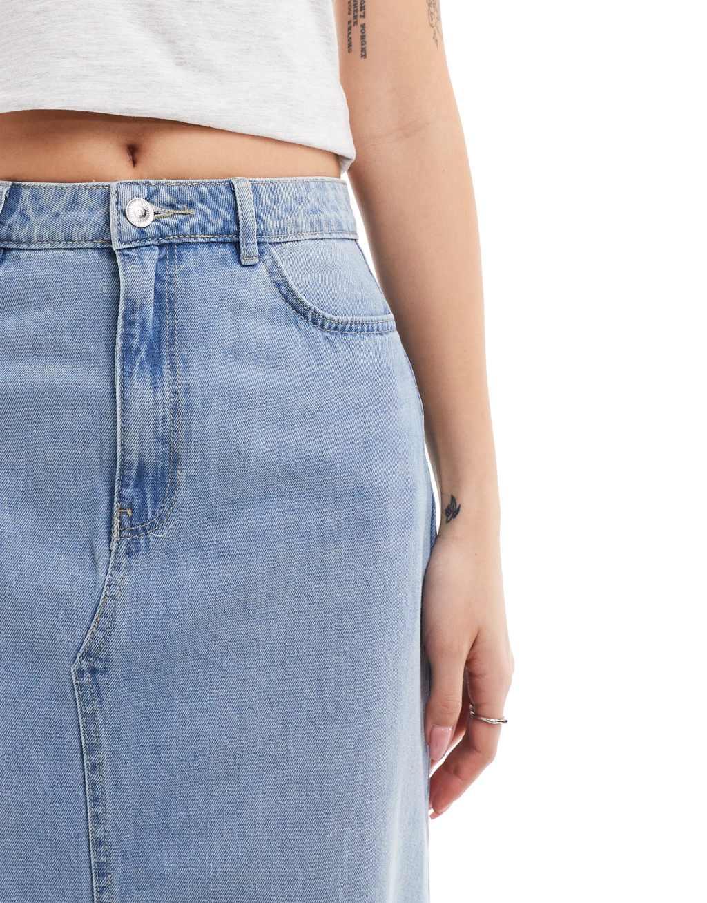 JDY split front denim maxi skirt in light wash blue Product Image