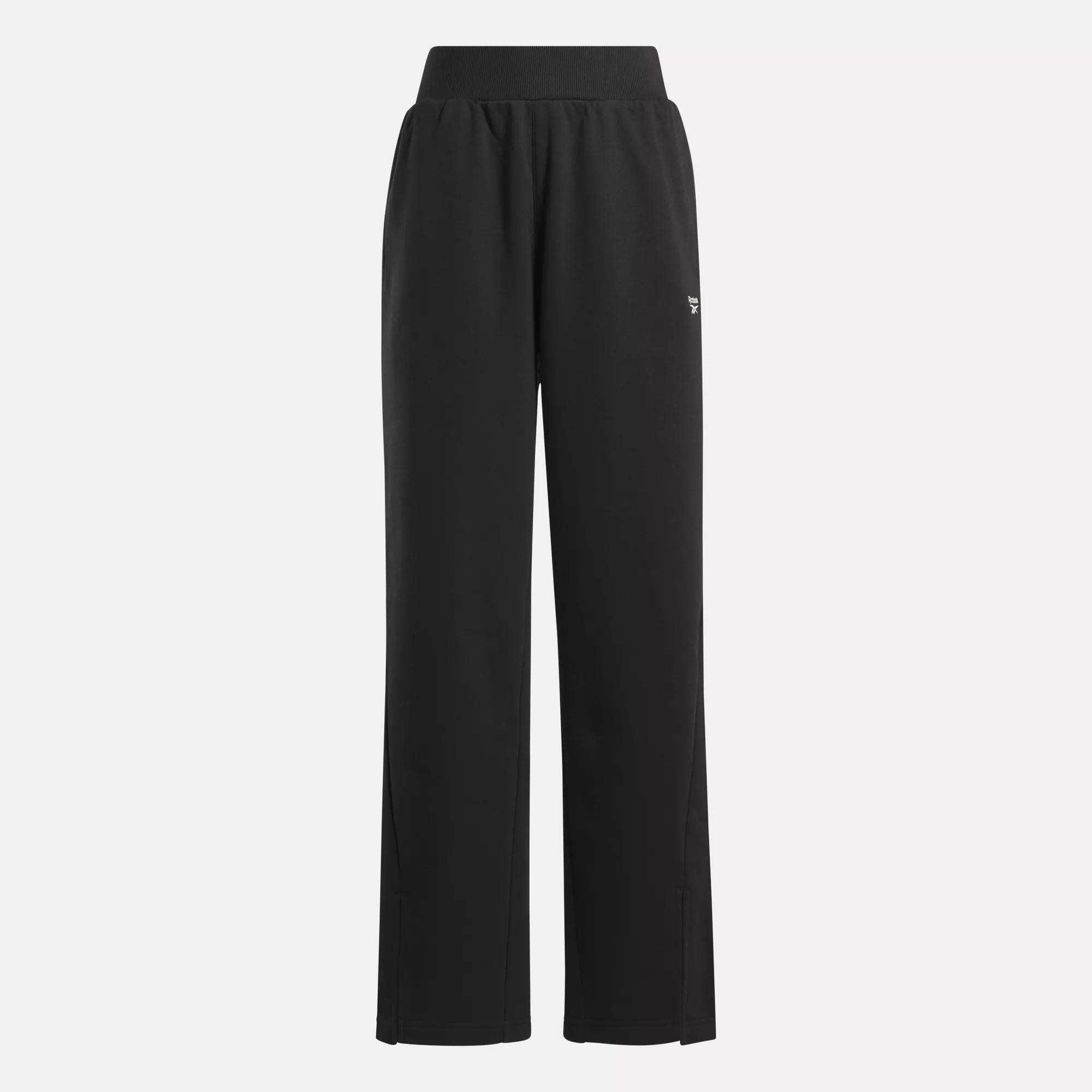 Women's Classics Wardrobe Essentials Fleece Pants Female Product Image