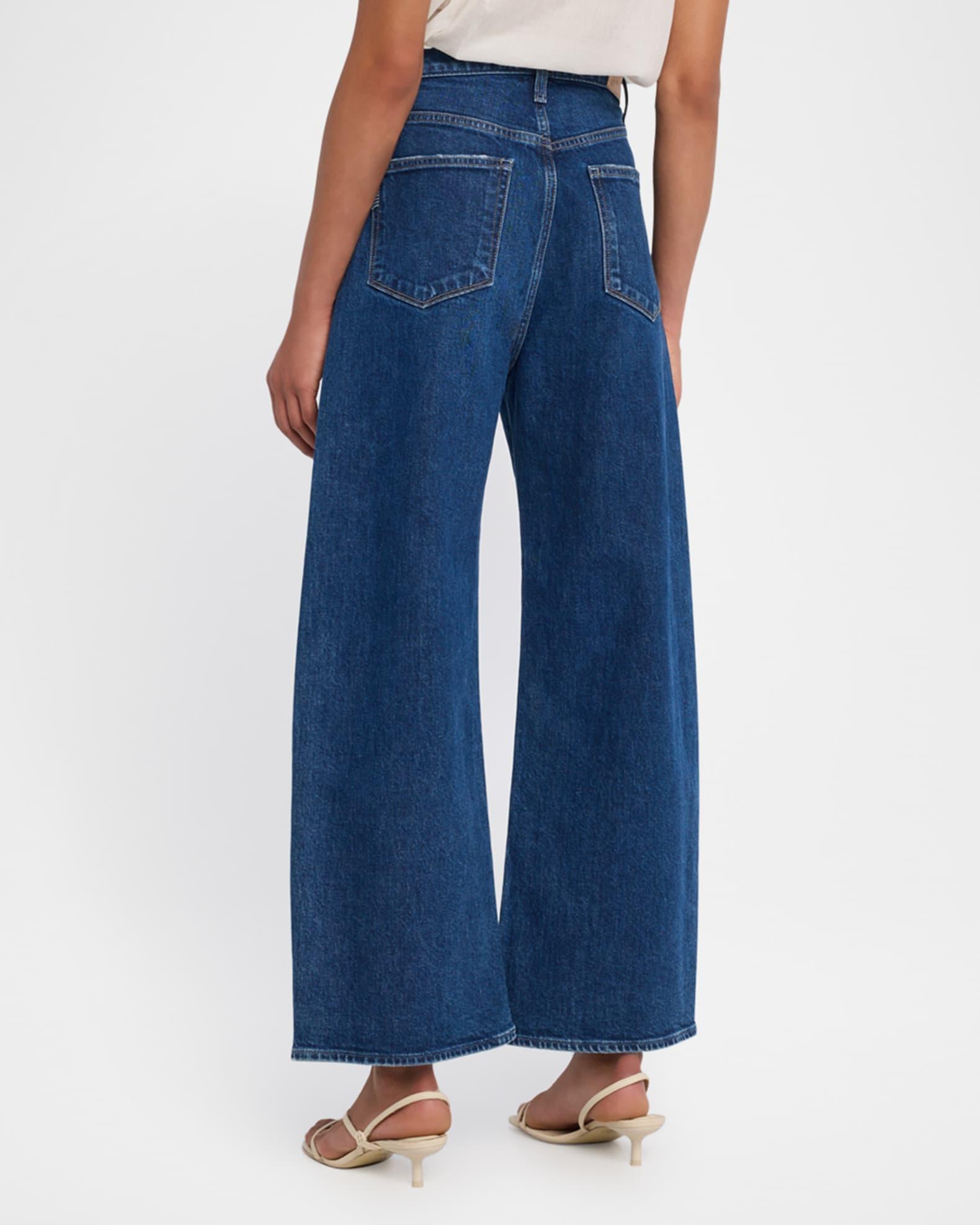 Arellia Barrel Ankle Jeans Product Image