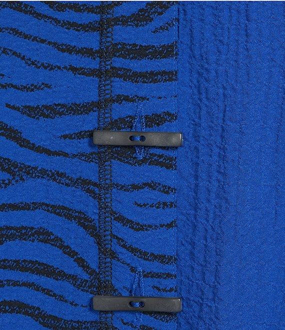 Ali Miles Petite Size Woven Zebra Colorblock Point Collar 3/4 Sleeve Button Front Tunic Product Image
